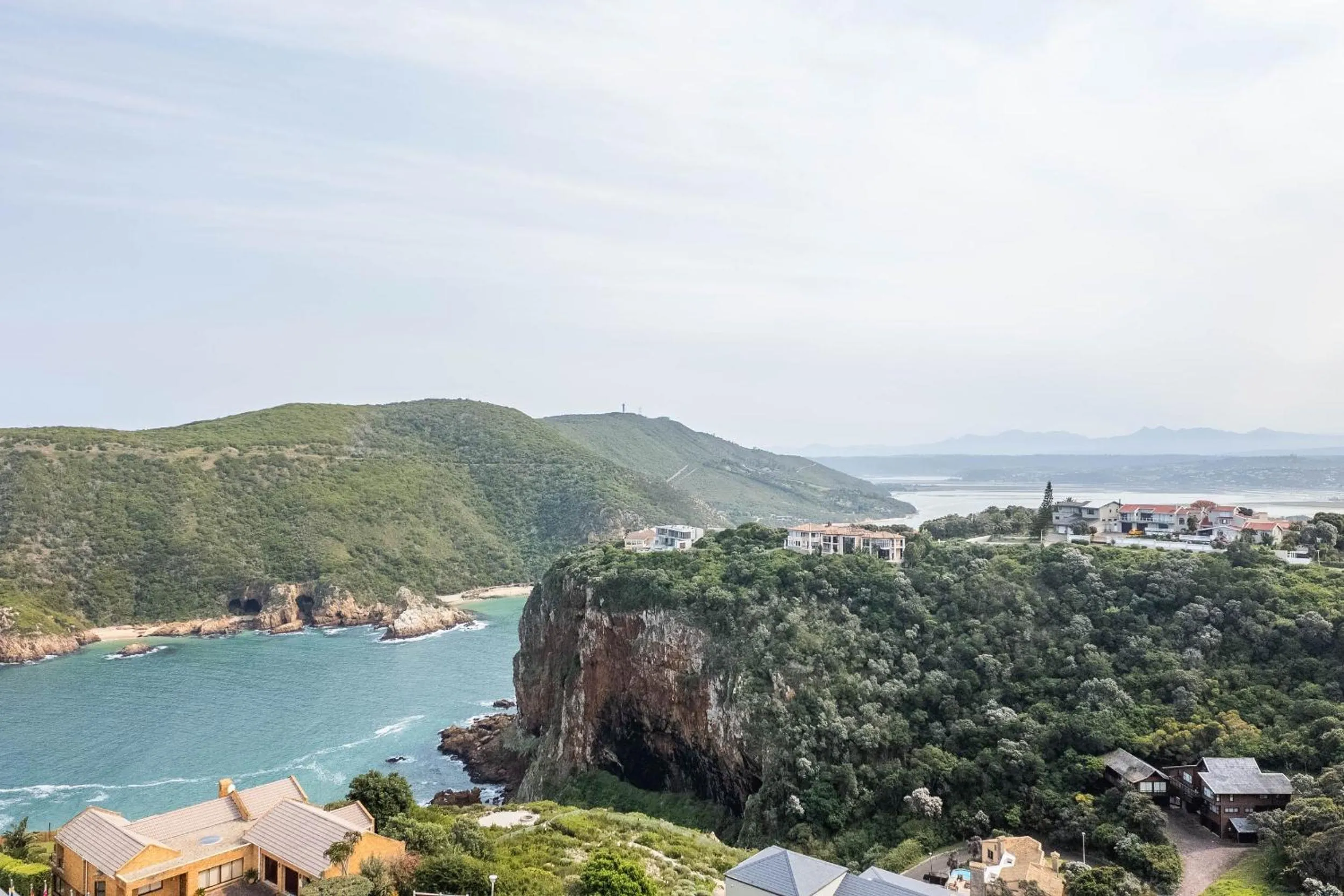 Nearby landmark in Glenview Heads Apartments