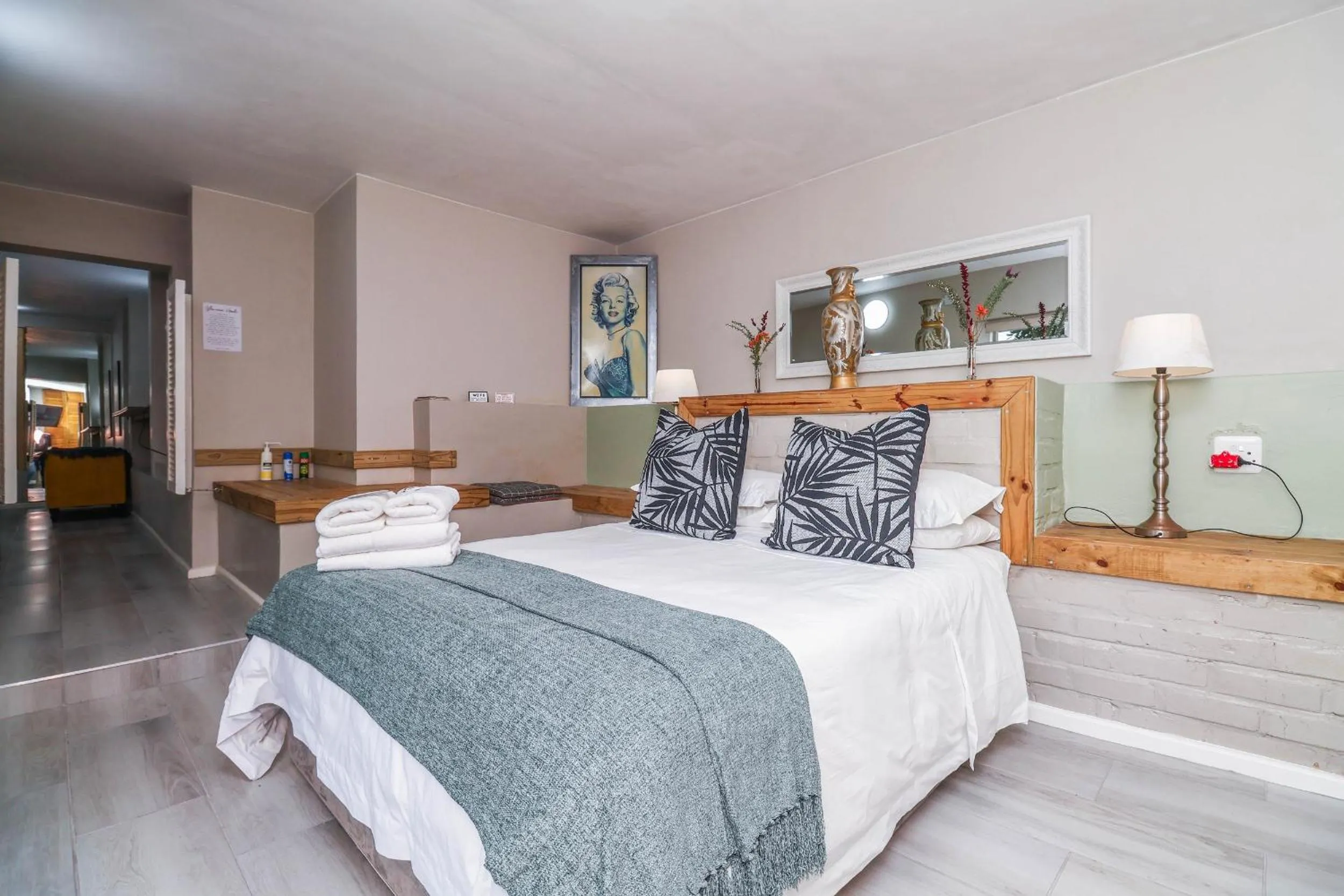 Bed in Glenview Heads Apartments