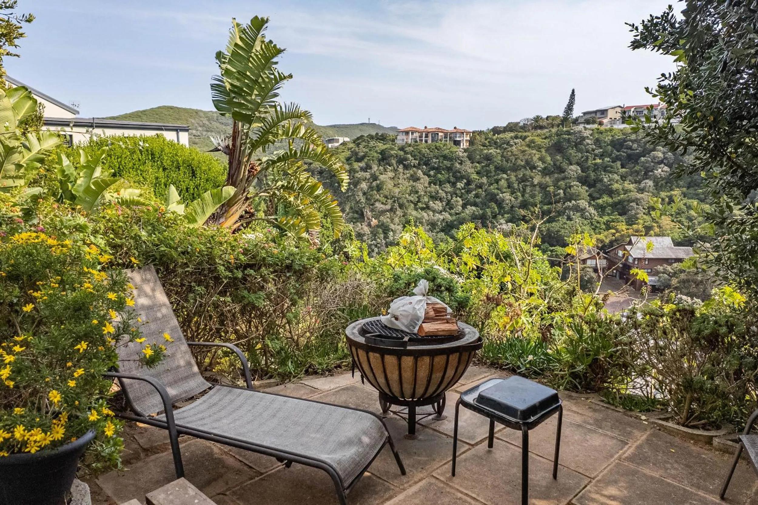 Natural landscape in Glenview Heads Apartments