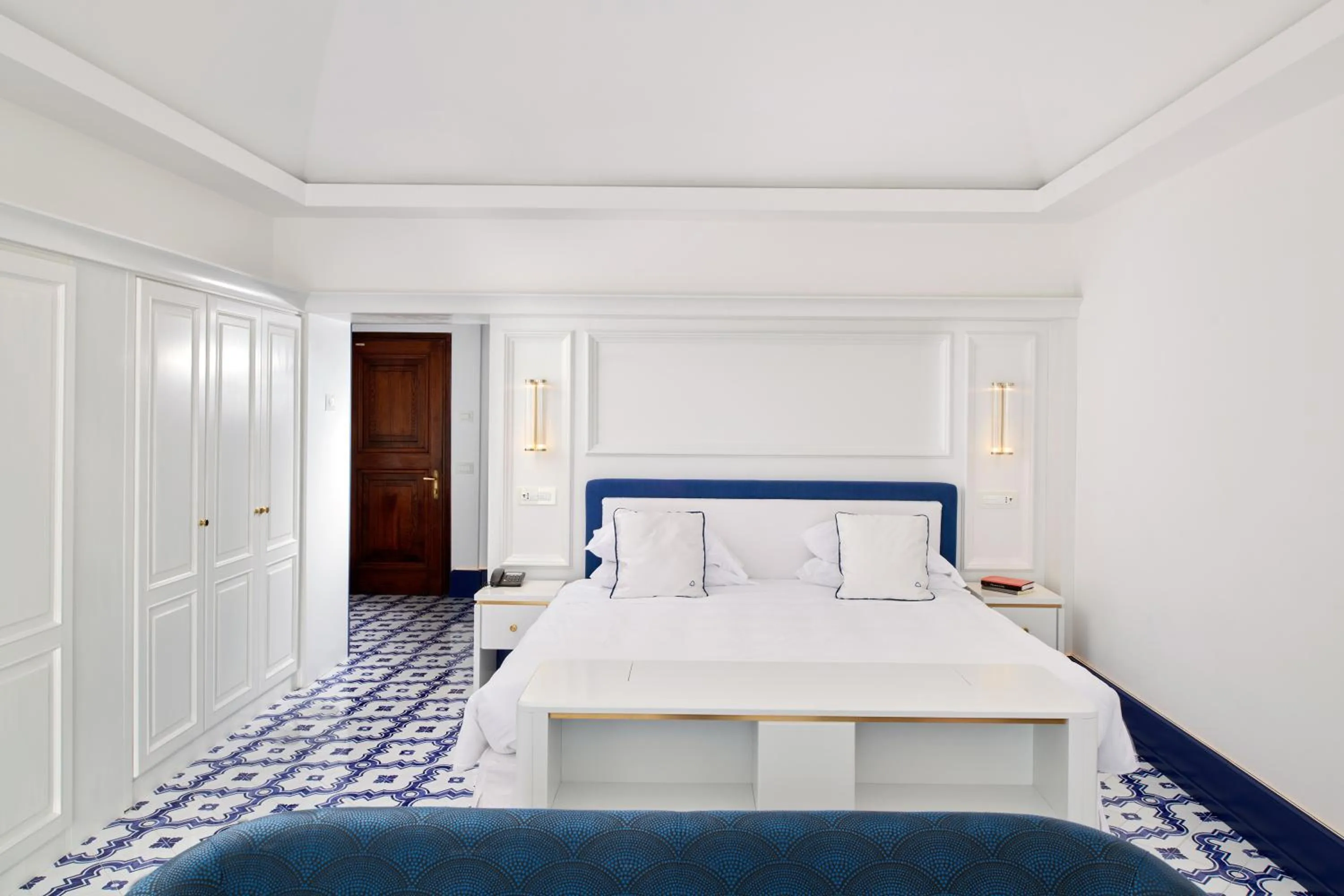 Bed in Hotel Scalinatella