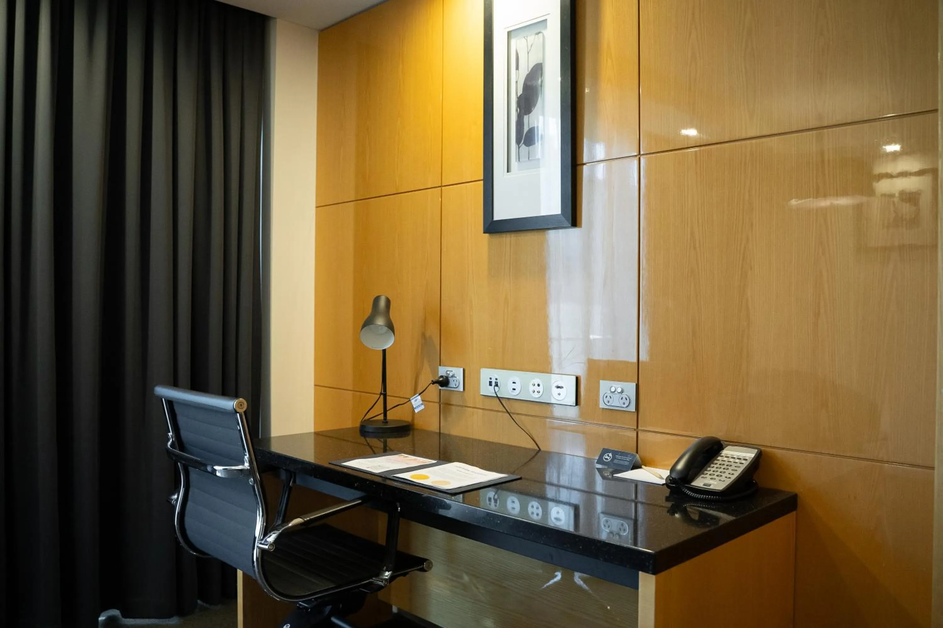 hair dresser in Adelaide Rockford