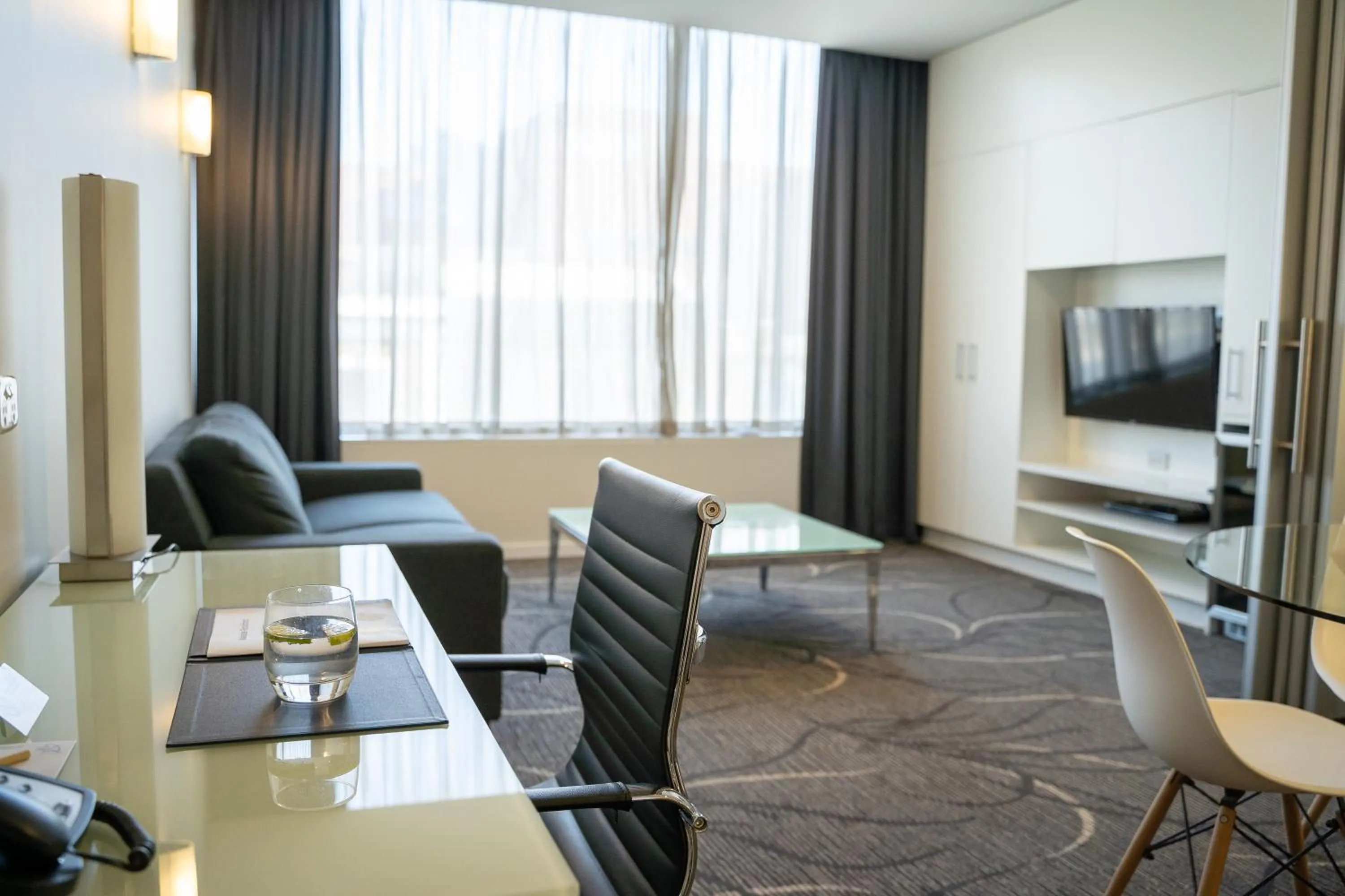 TV and multimedia in Adelaide Rockford