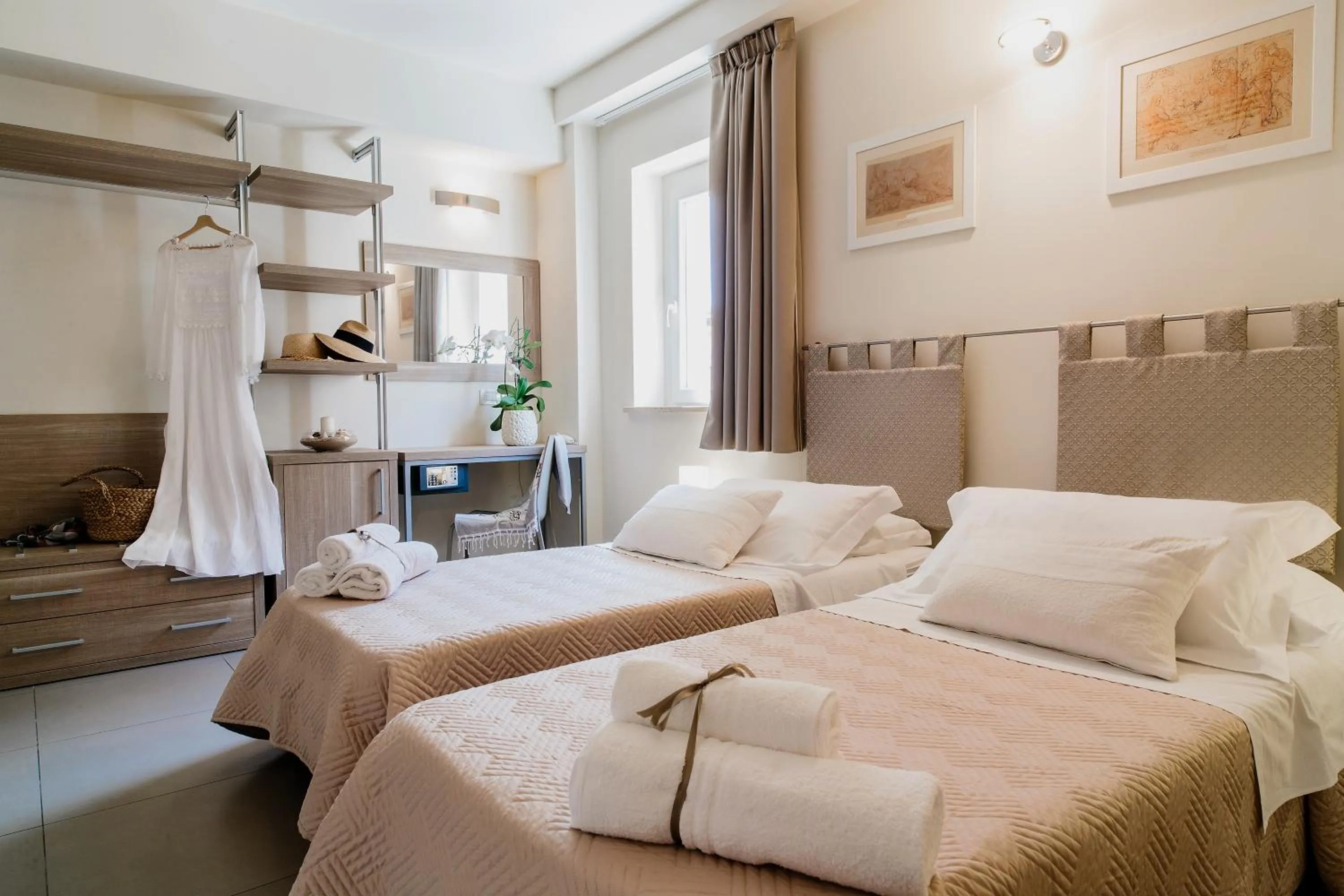 Photo of the whole room, Bed in Palazzo Ruschioni Boutique Hotel