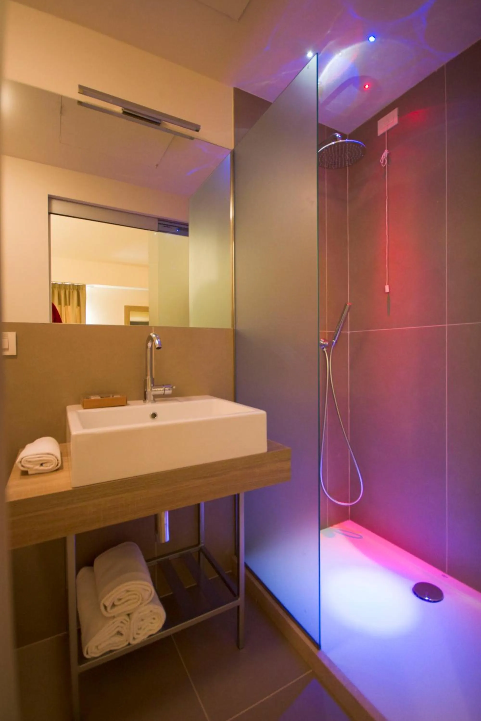 Shower in Palazzo Ruschioni Boutique Hotel