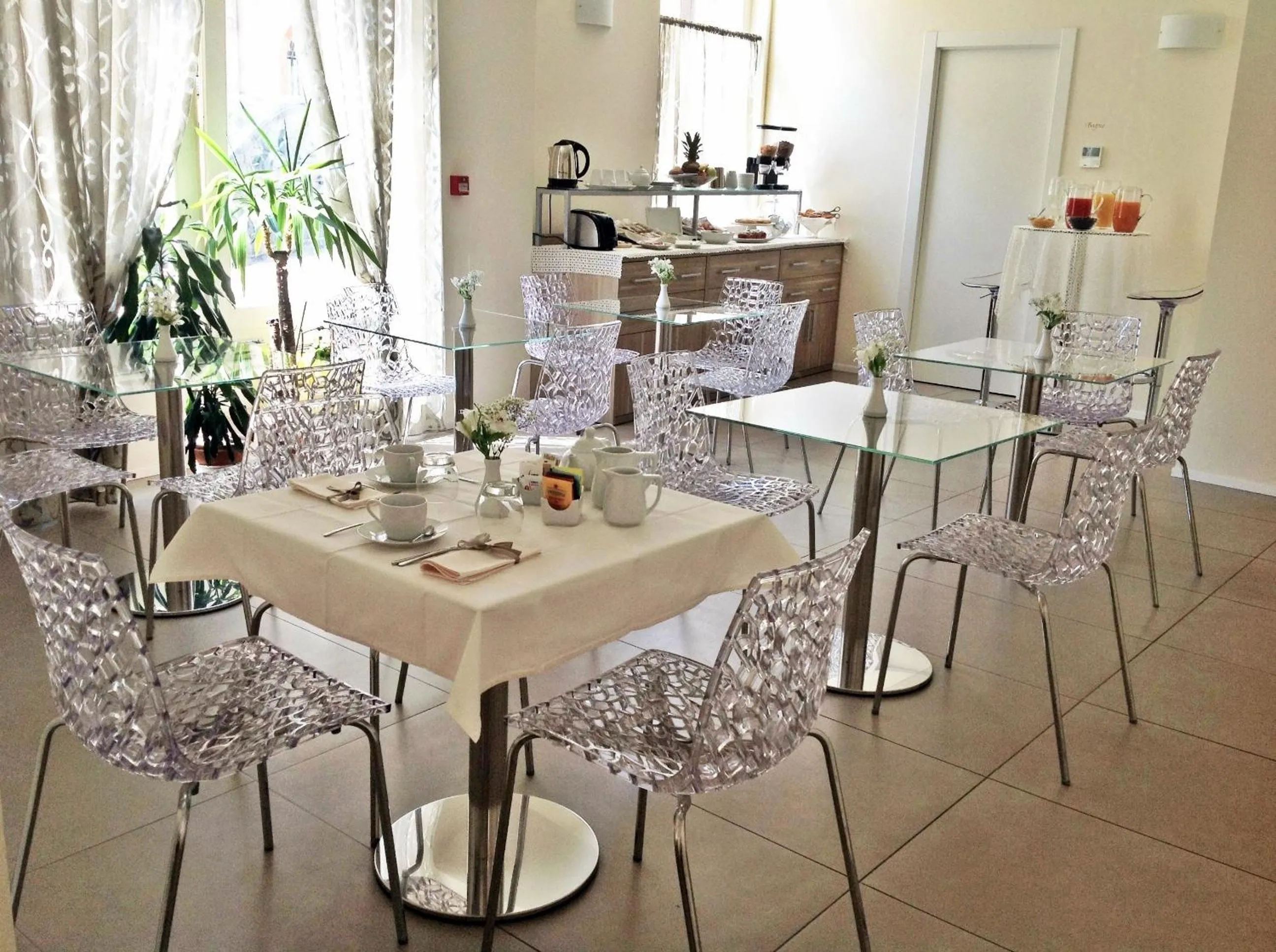 Restaurant/places to eat in Palazzo Ruschioni Boutique Hotel