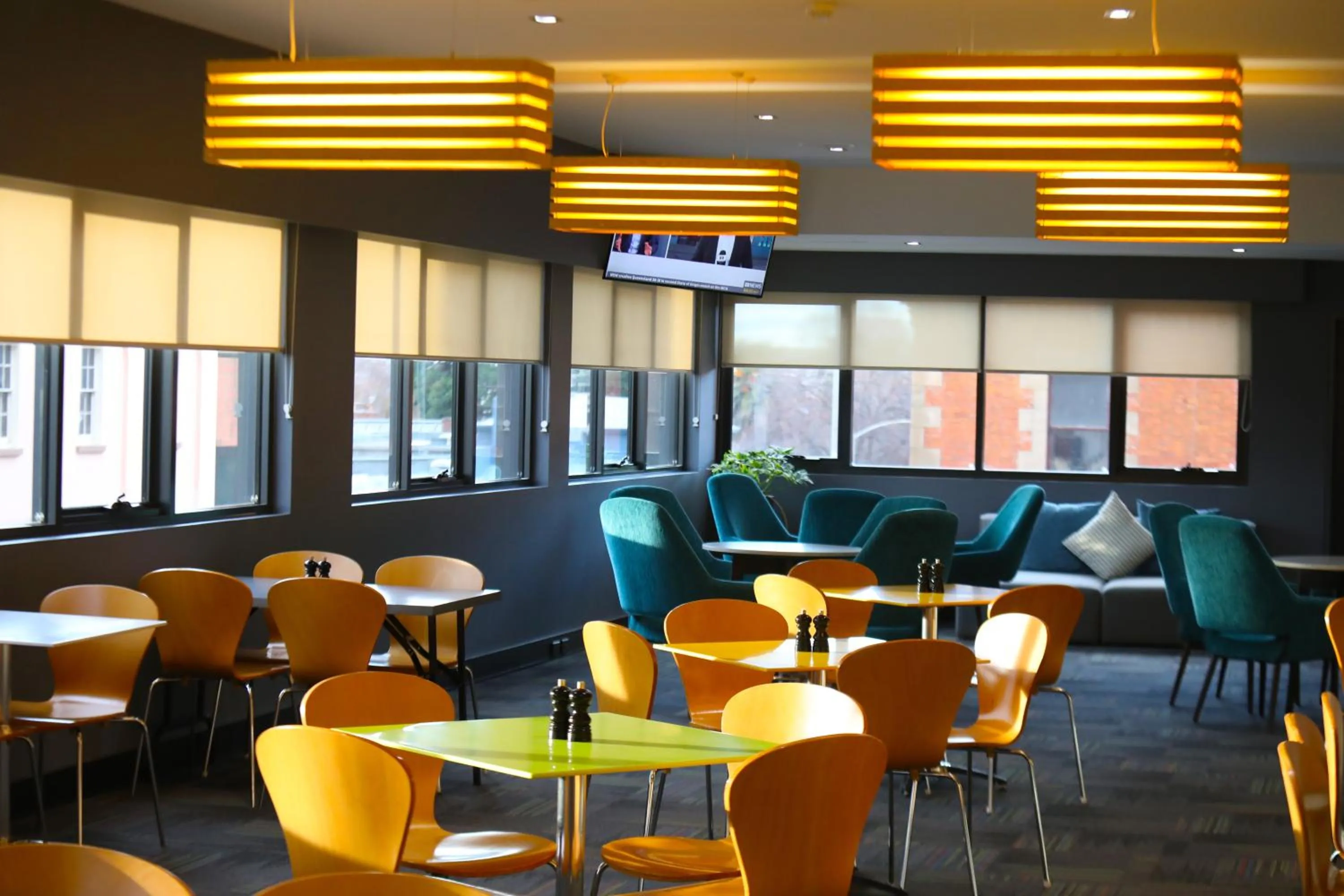 Restaurant/places to eat in Travelodge Hotel Hobart