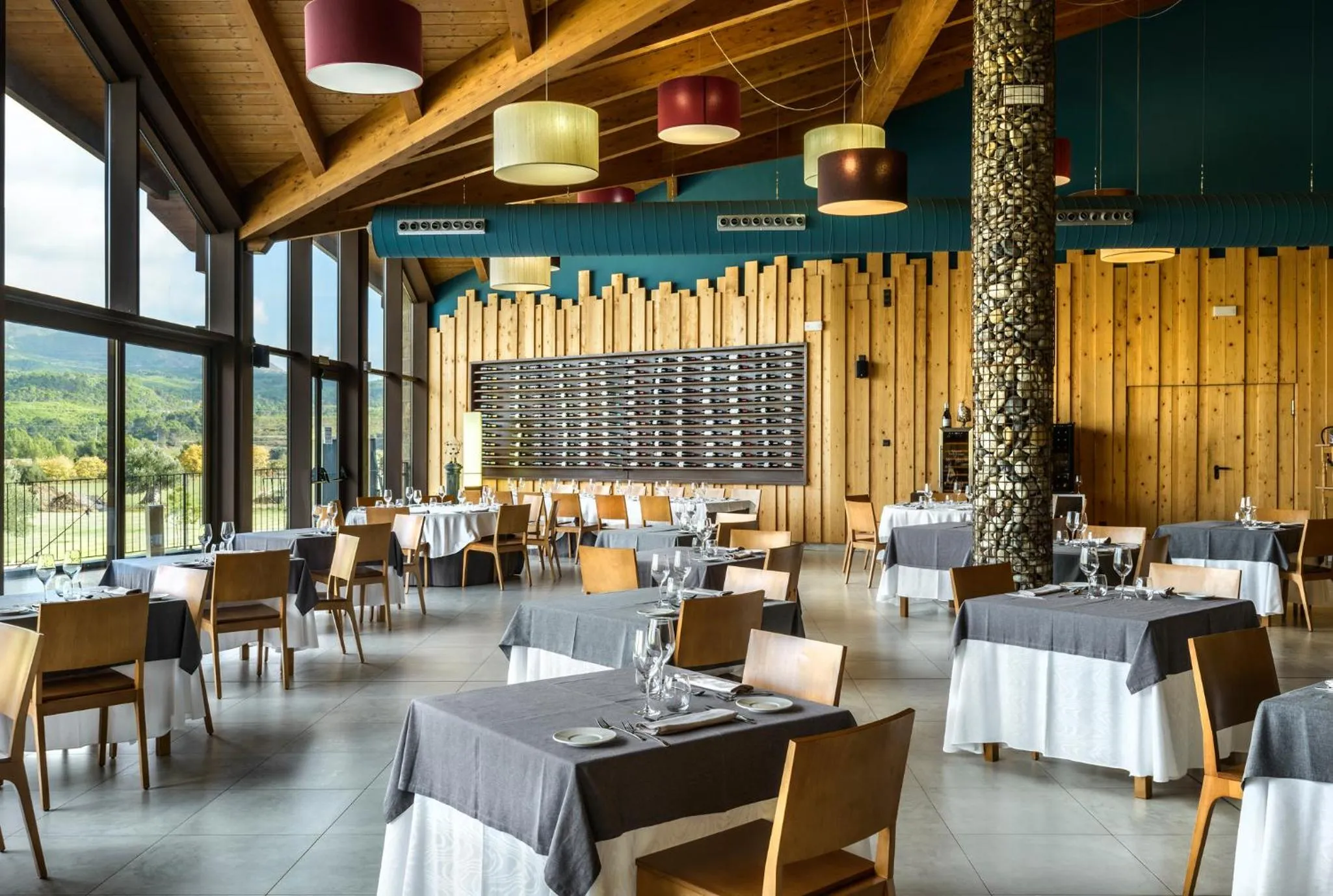 Restaurant/places to eat in Hotel Spa Aguas de los Mallos