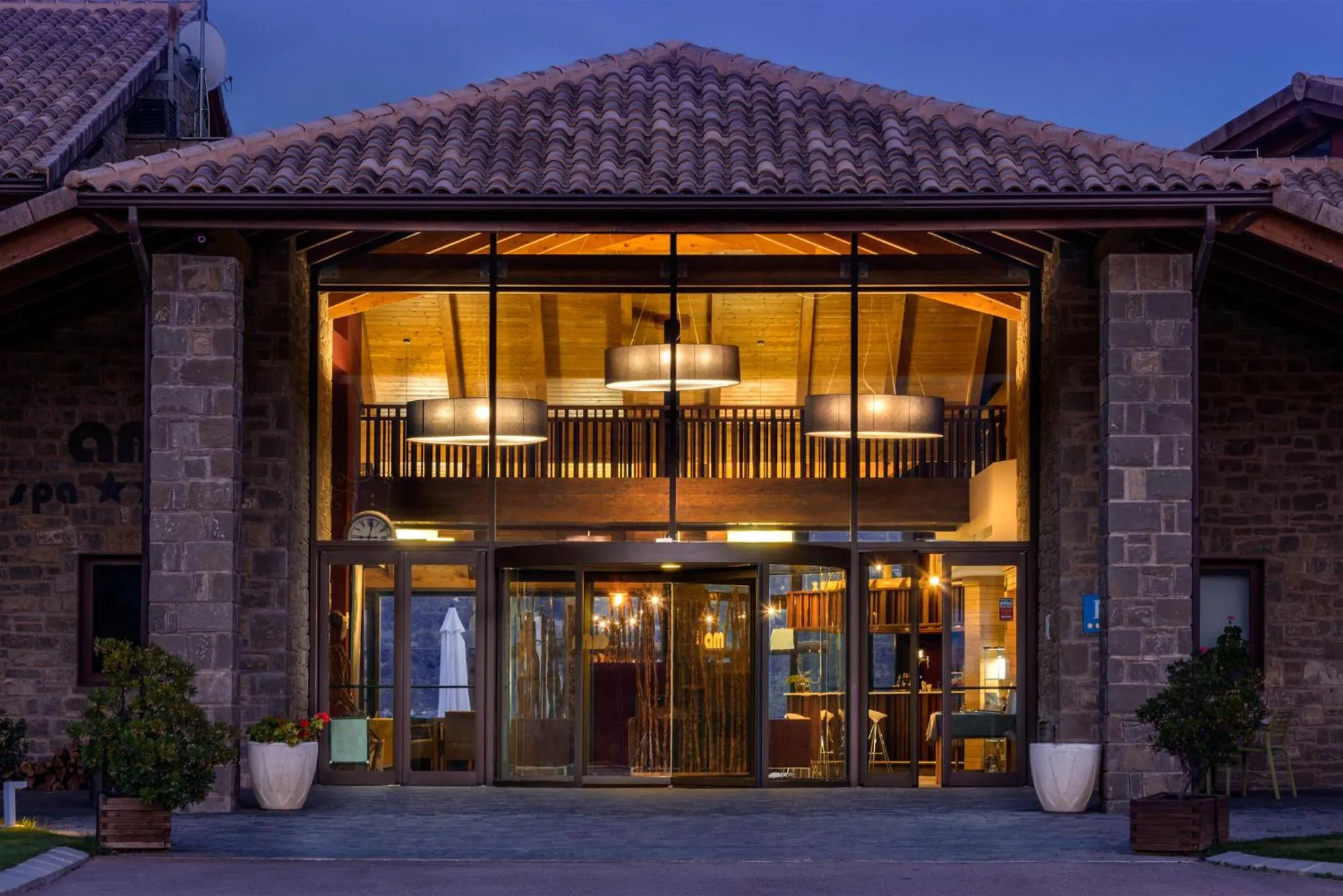 Property building in Hotel Spa Aguas de los Mallos