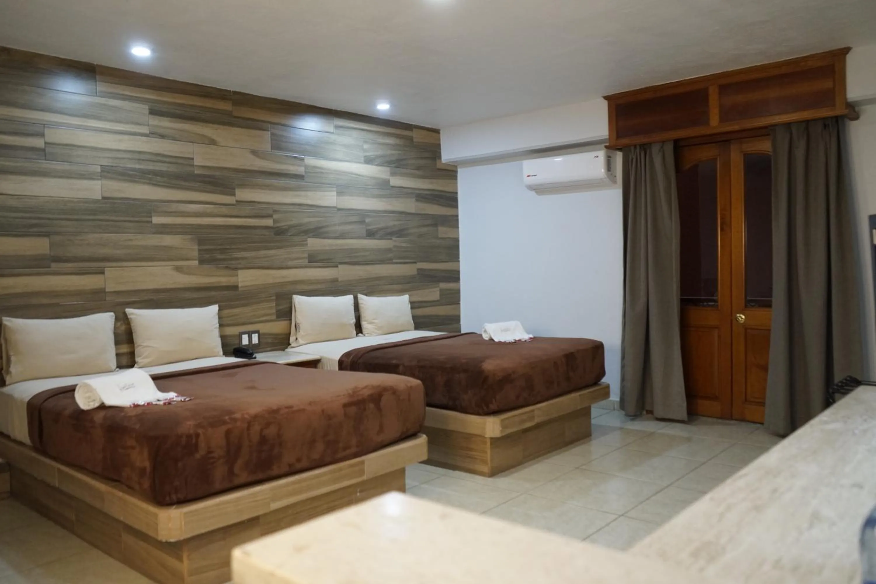 Bed in Hotel Santiago De Compostela - Guadalajara Centro Historico