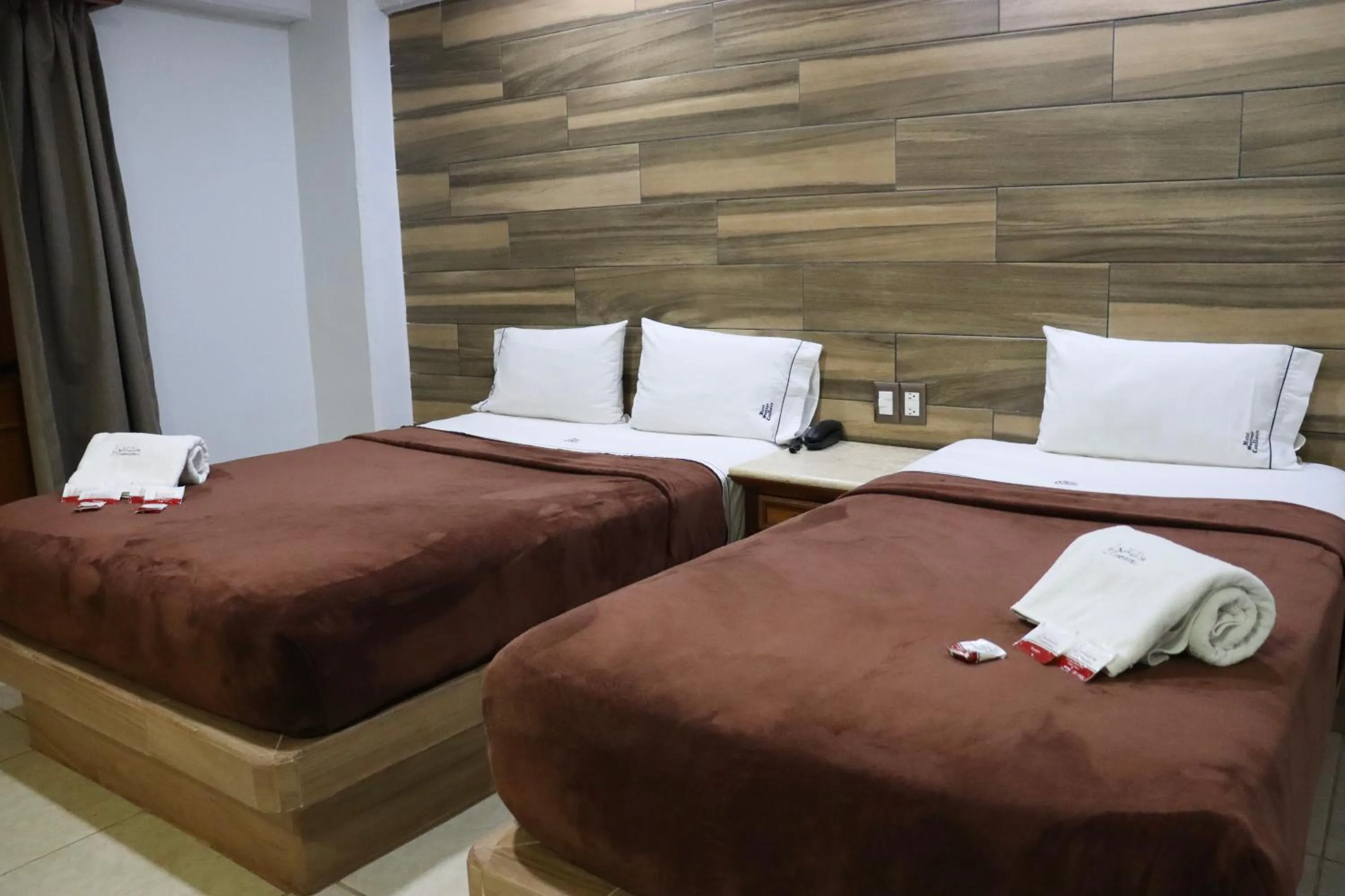 Bed in Hotel Santiago De Compostela - Guadalajara Centro Historico