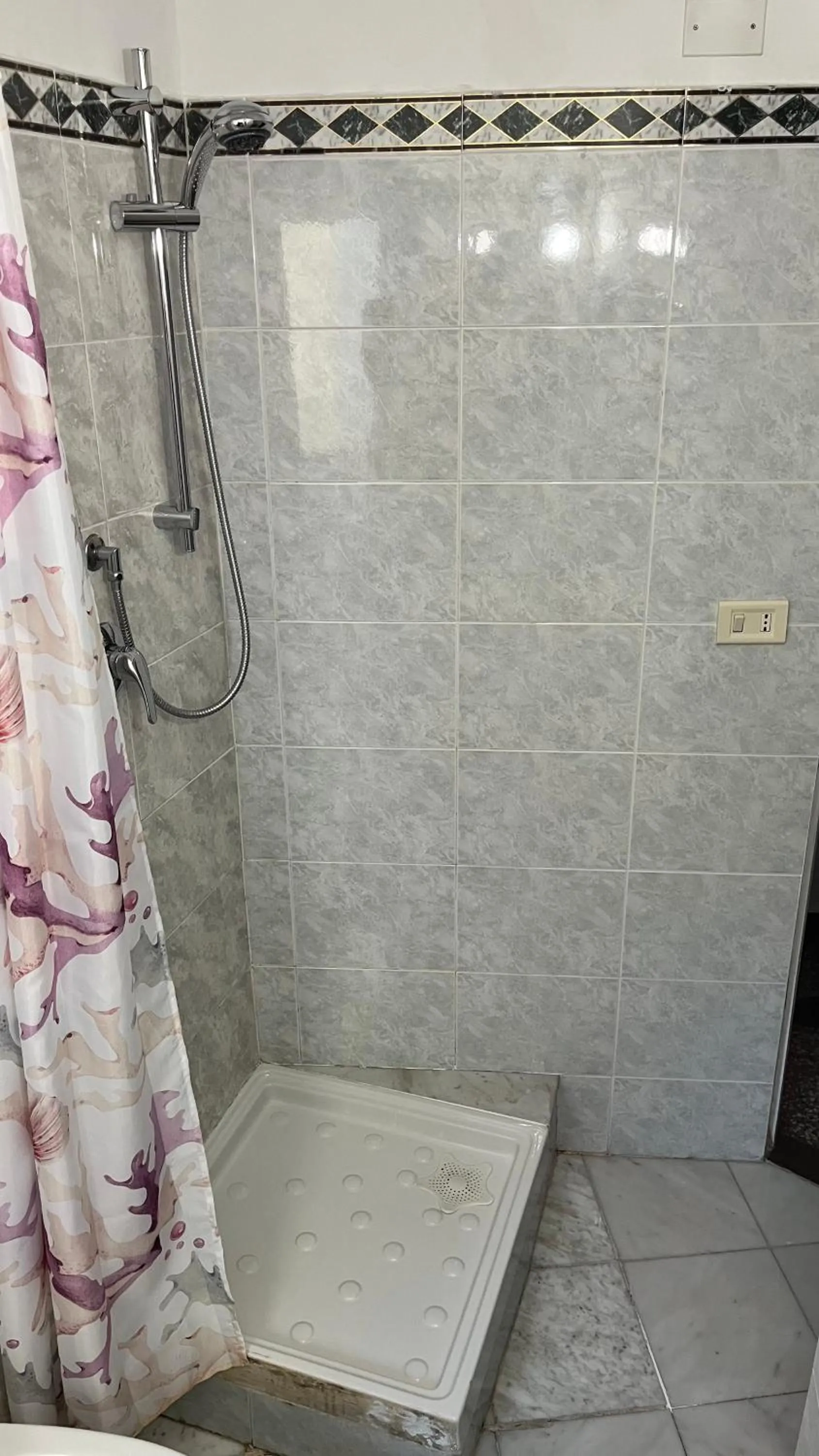 Shower in B&B Ligustico
