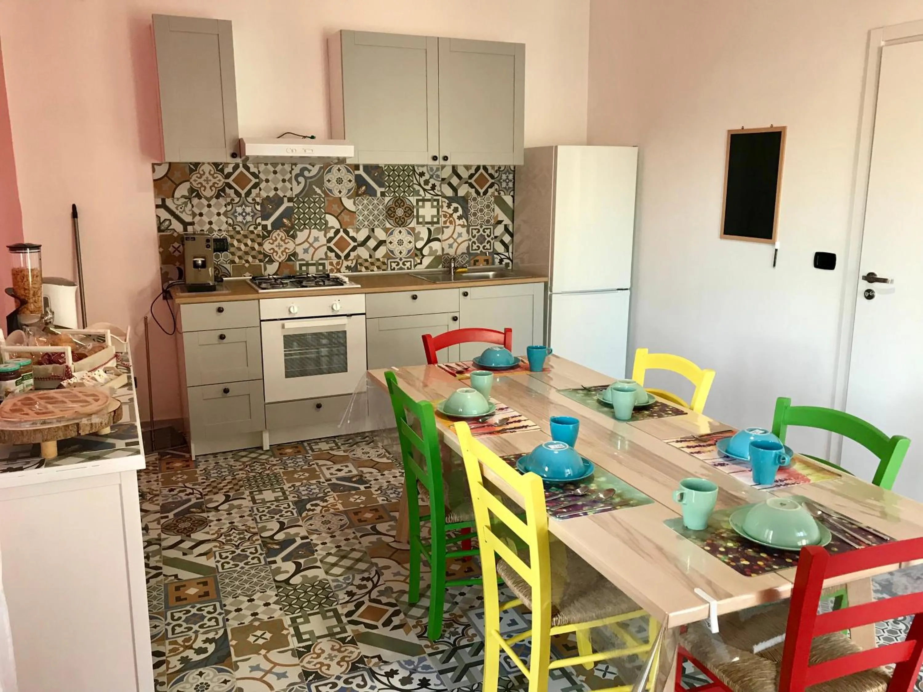 Communal kitchen in Napolide