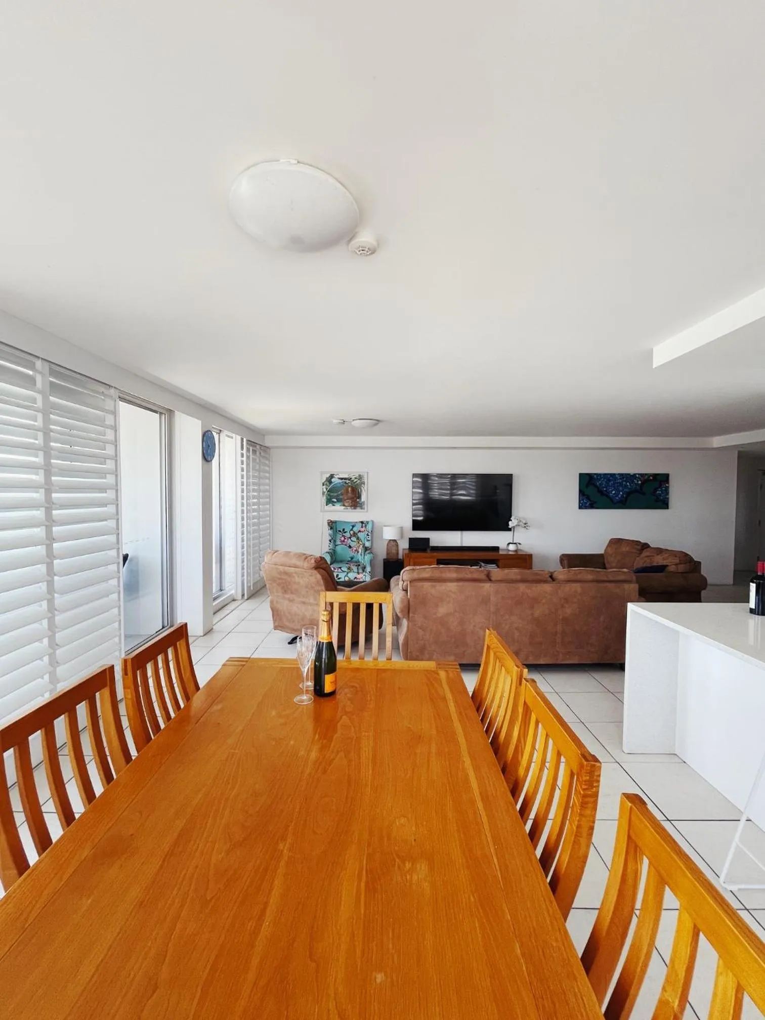 Living room in Golden Sands on the Beach - Absolute Beachfront Apartments