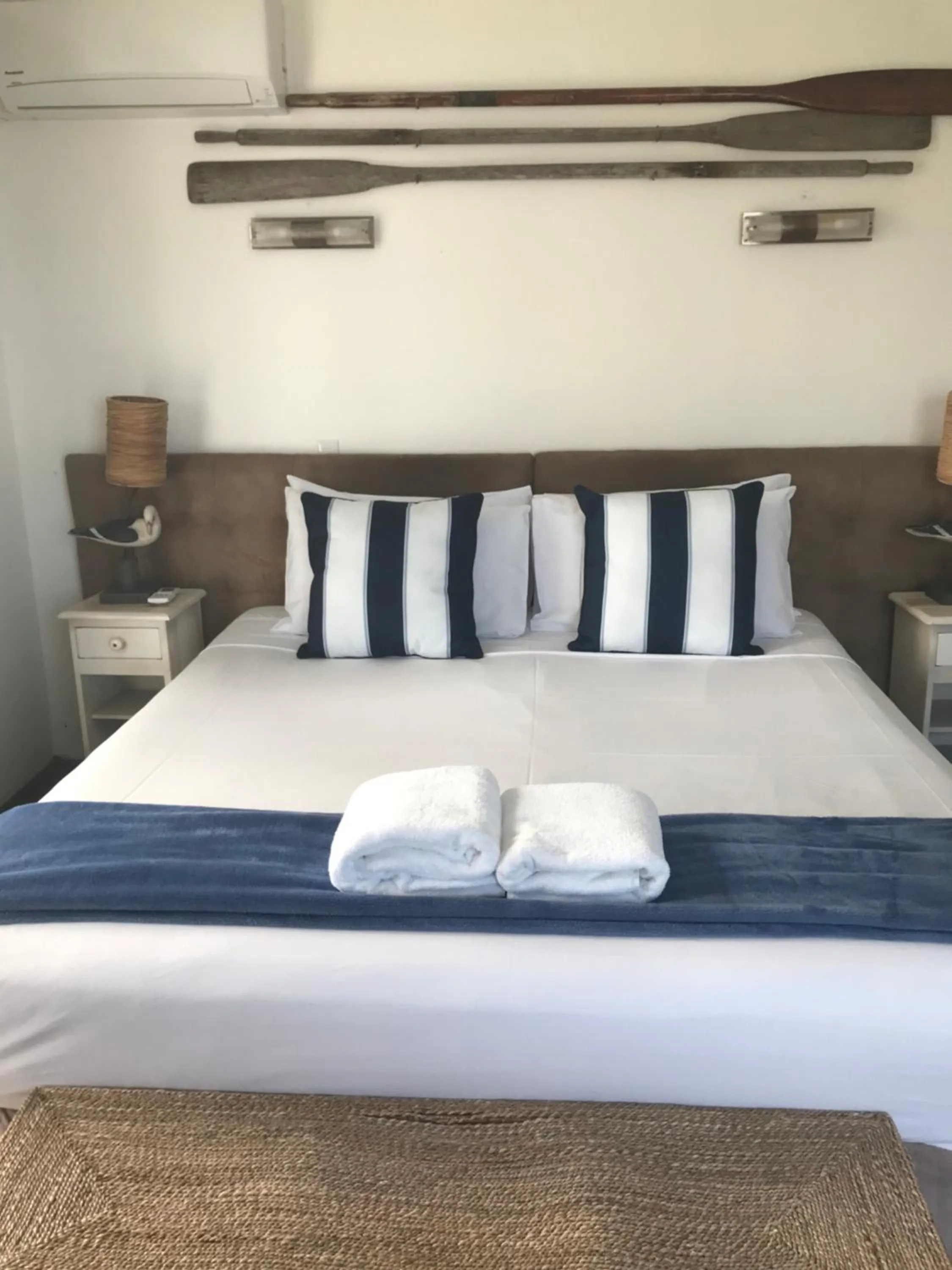 Bedroom, Bed in Golden Sands on the Beach - Absolute Beachfront Apartments