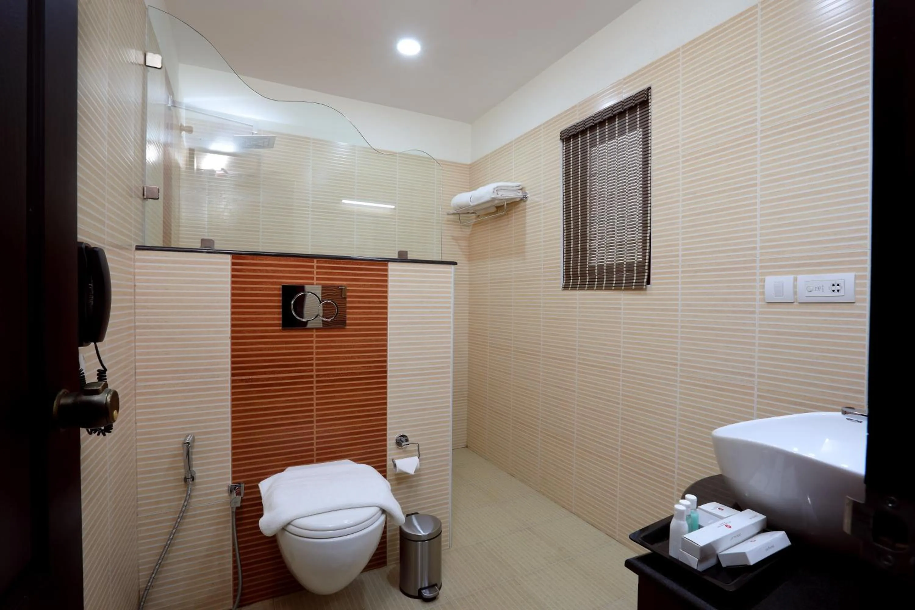 The World Backwaters, Alleppey