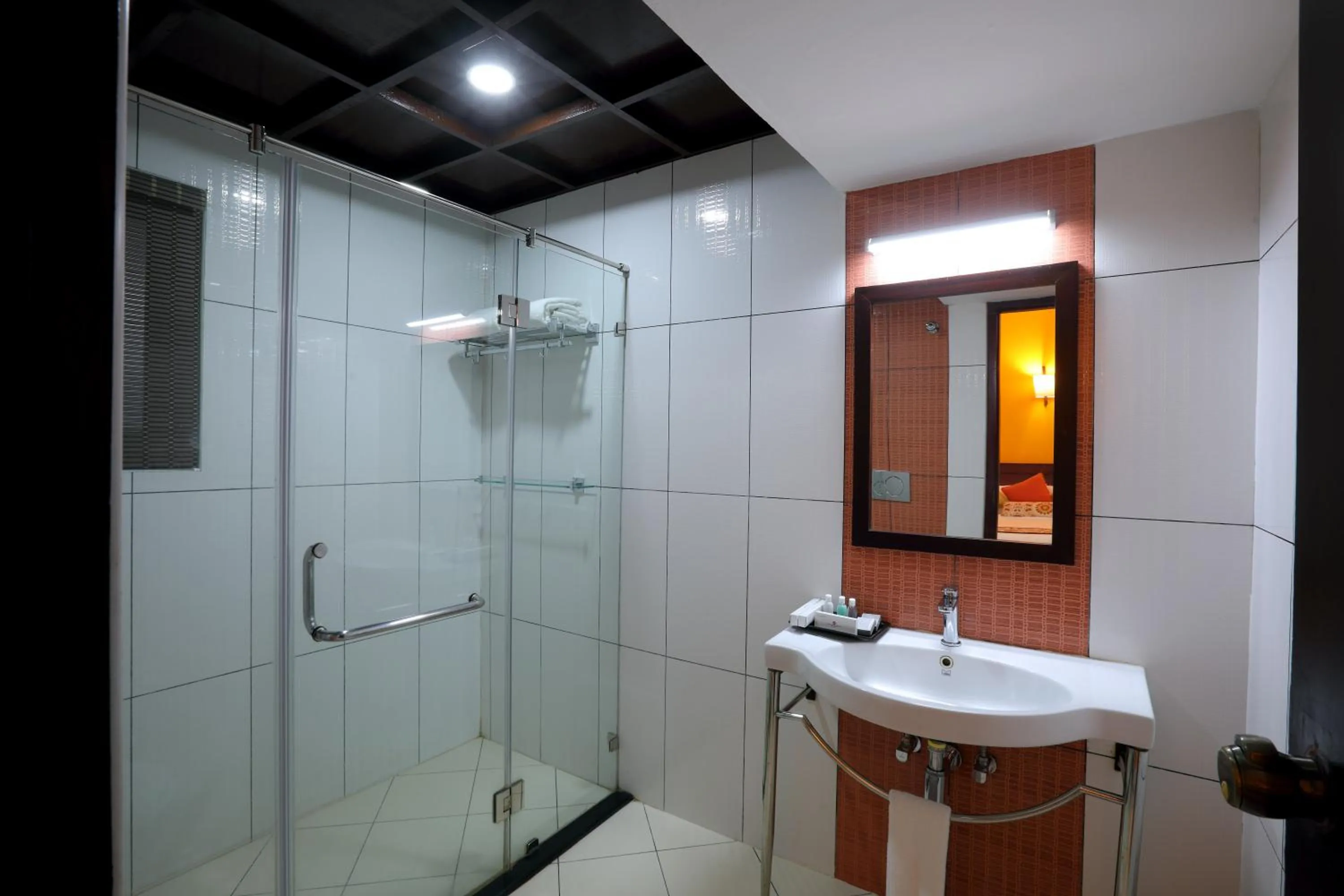 The World Backwaters, Alleppey