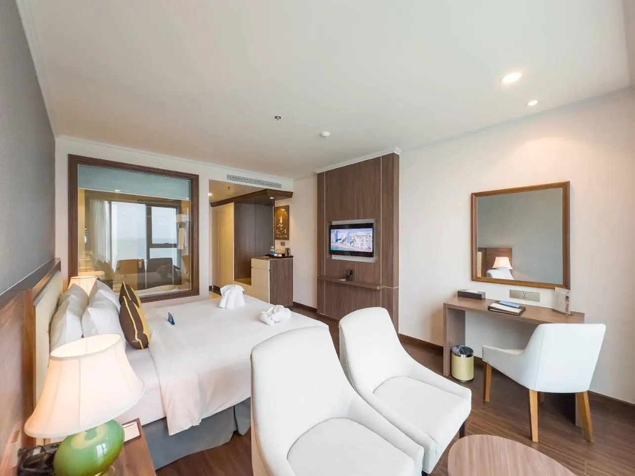 Bed in Nha Trang Horizon Hotel