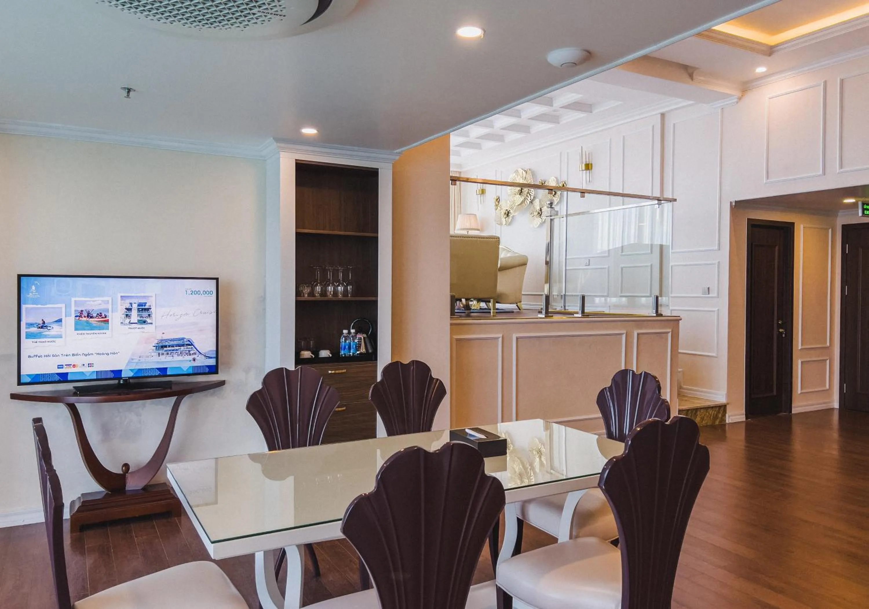 Kitchen or kitchenette in Nha Trang Horizon Hotel