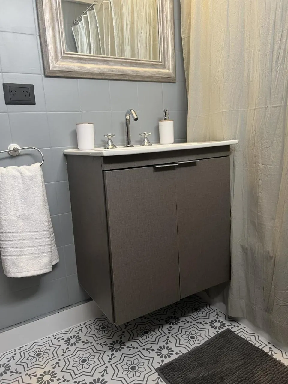 Bathroom in Soho Rentals