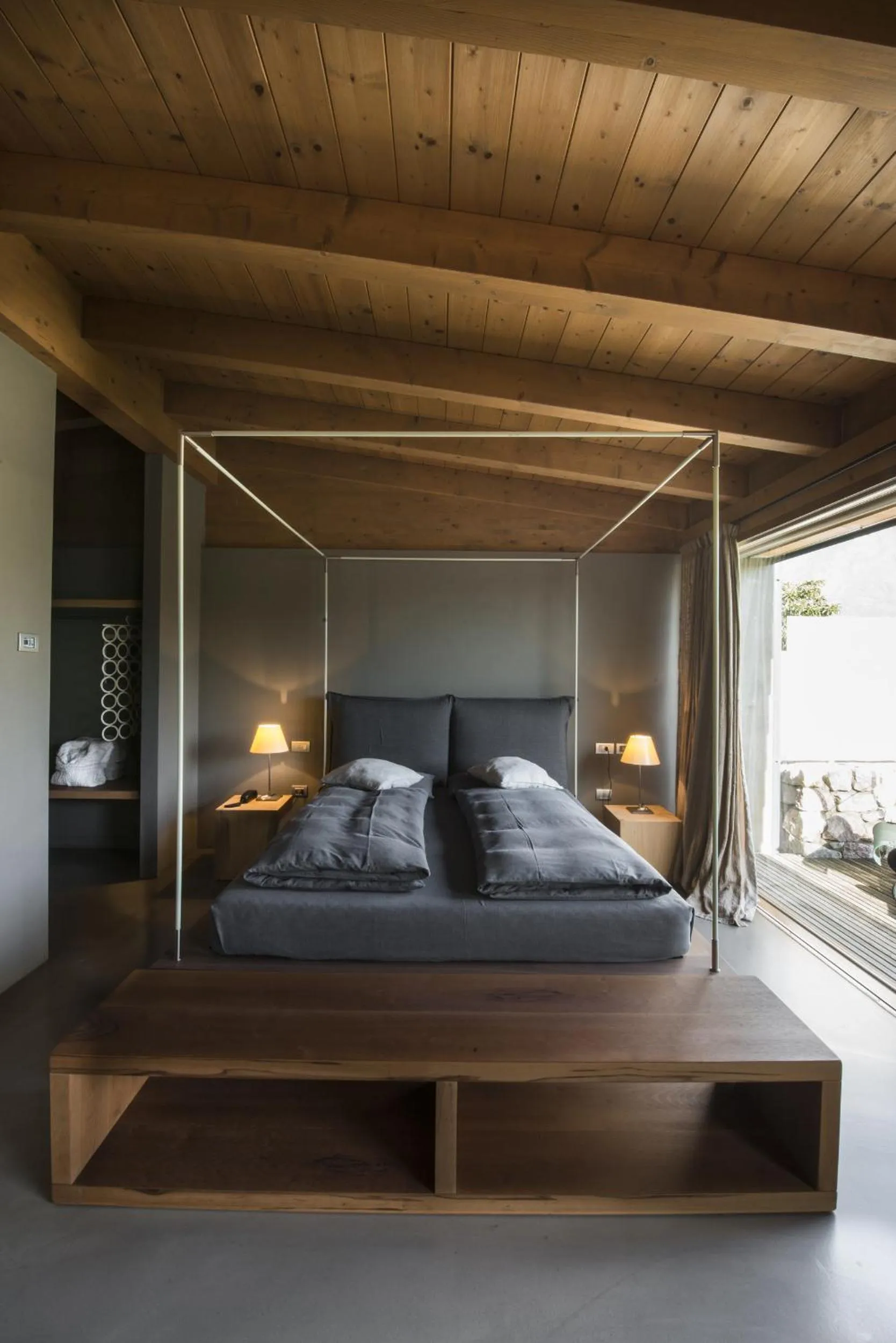 Bed in Vivere Suites & Rooms