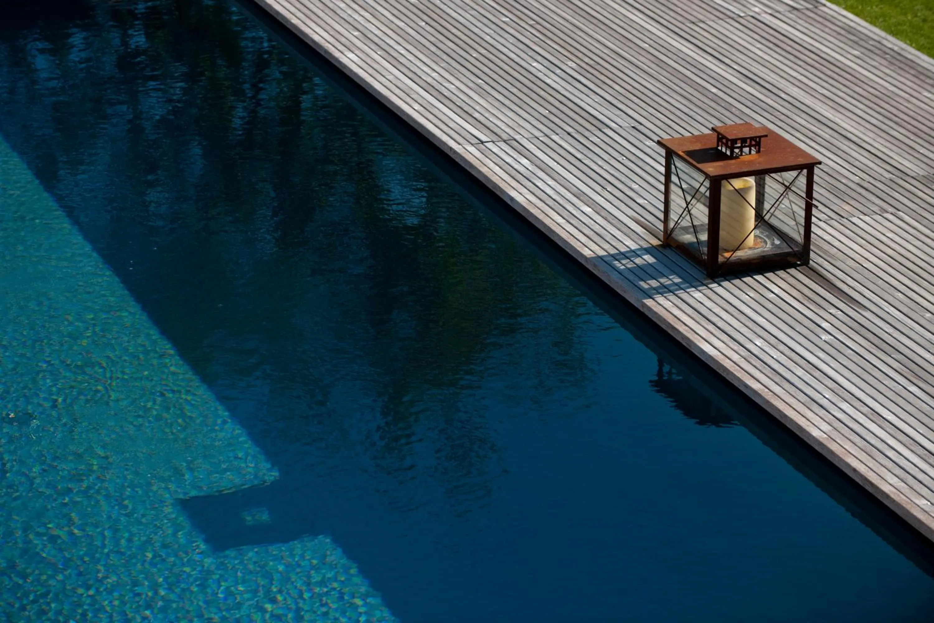 Swimming pool in Vivere Suites & Rooms