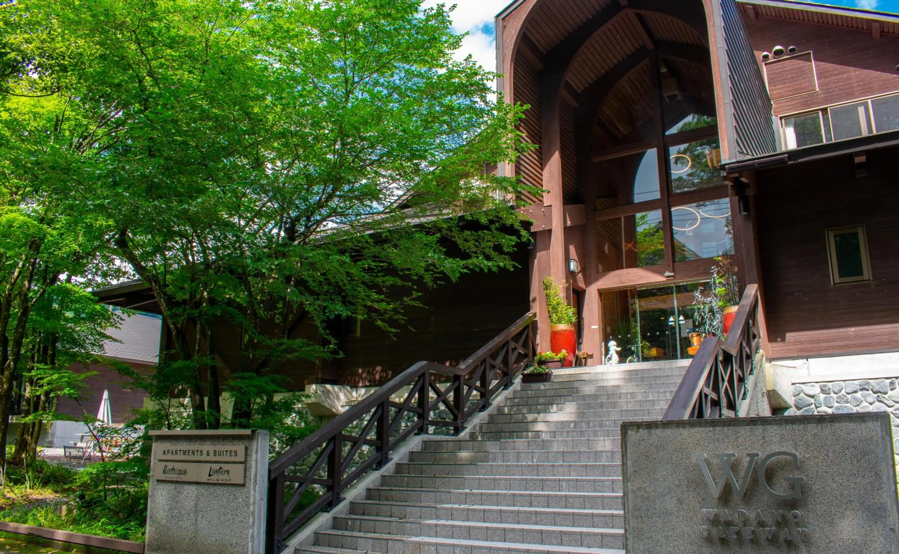 Wadano Gateway Suites & Apartments