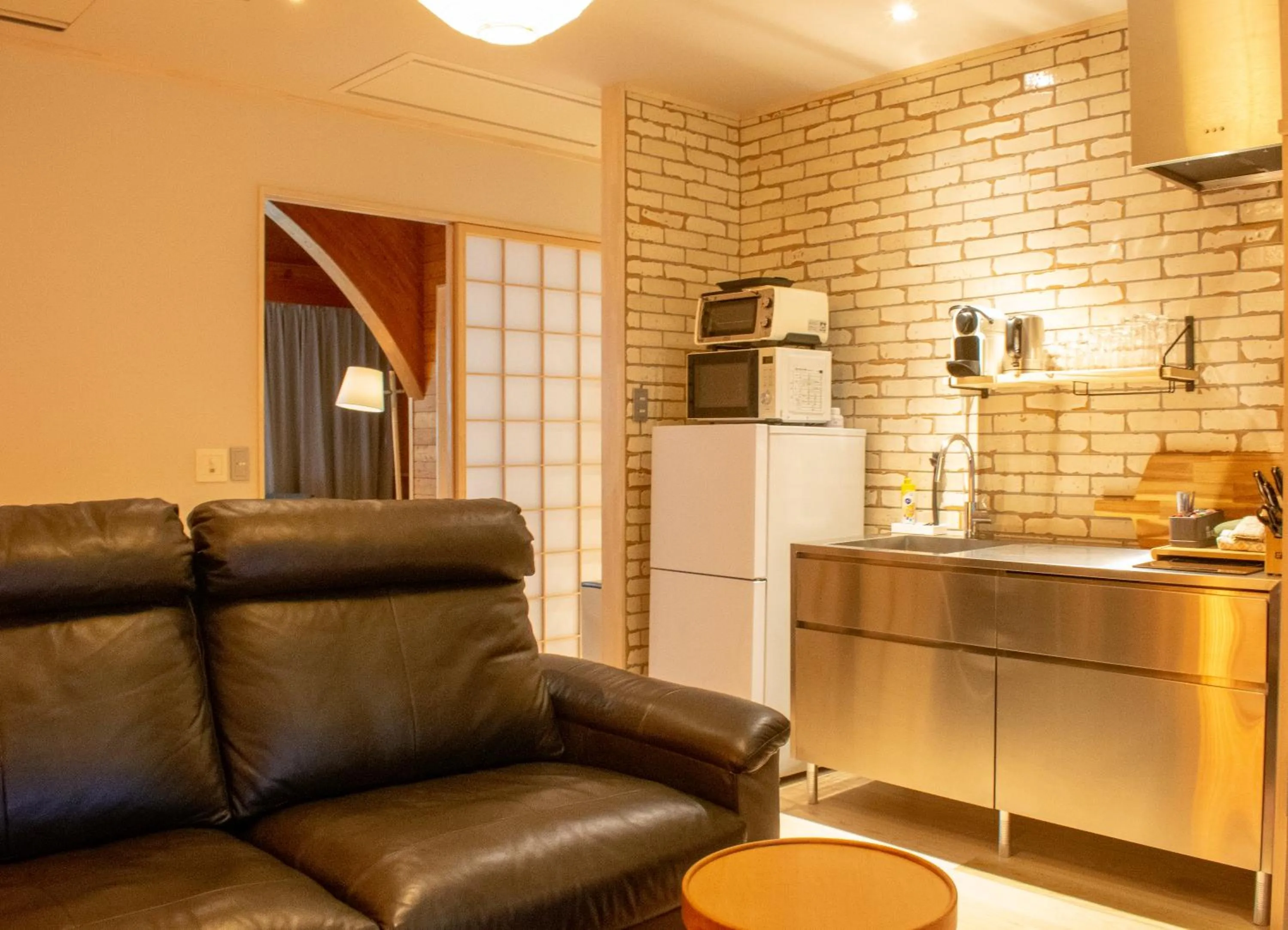 Wadano Gateway Suites & Apartments