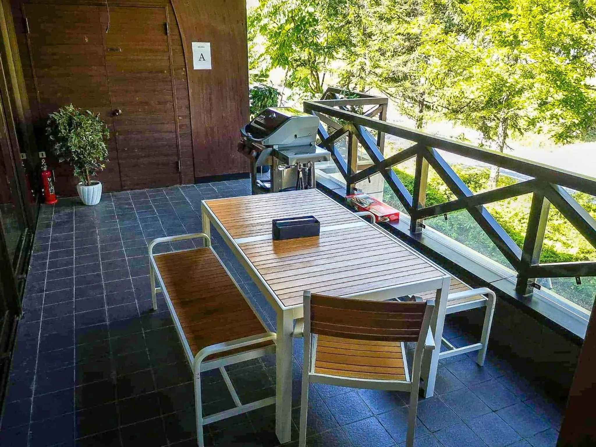 Wadano Gateway Suites & Apartments