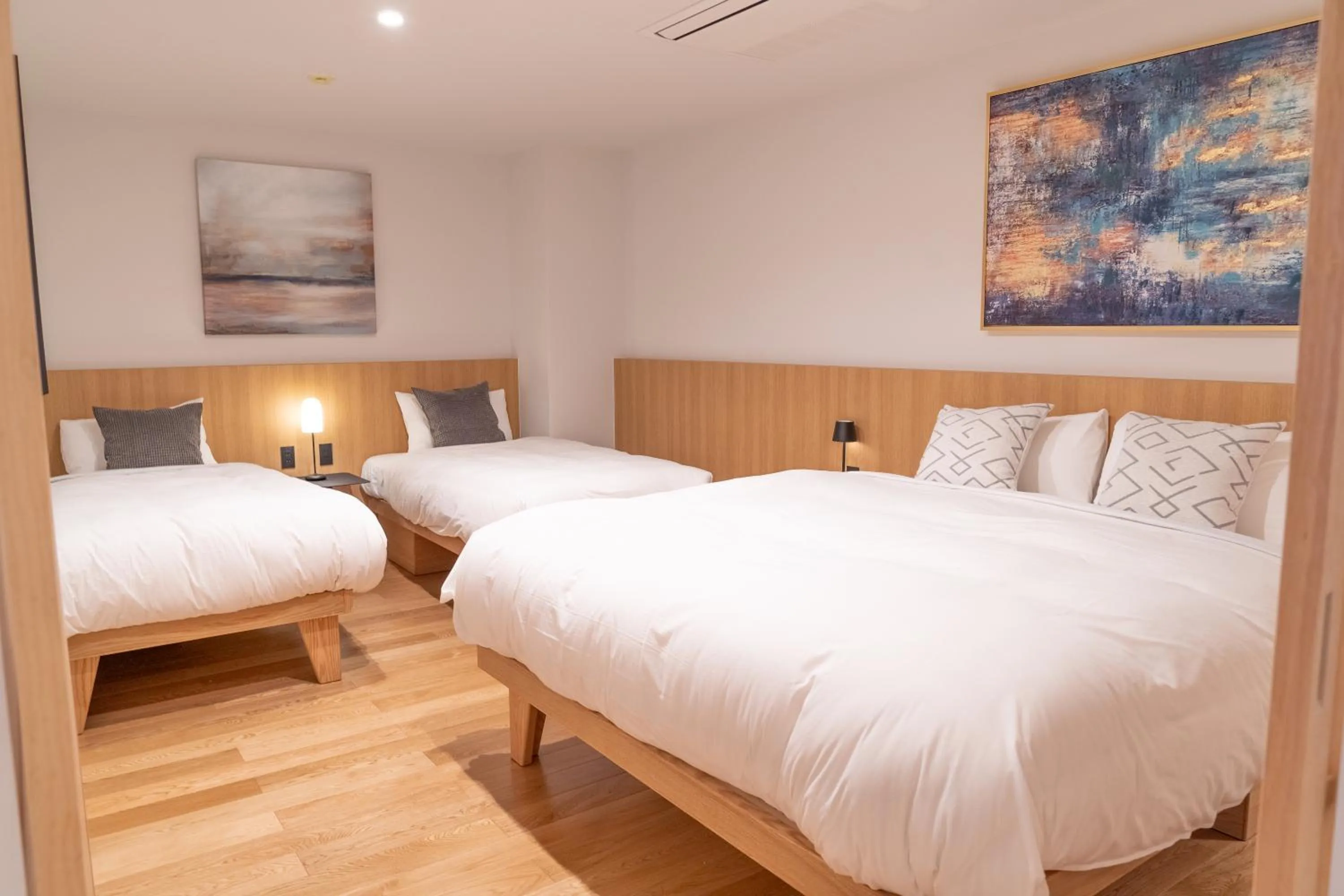 Bed in Wadano Gateway Suites & Apartments