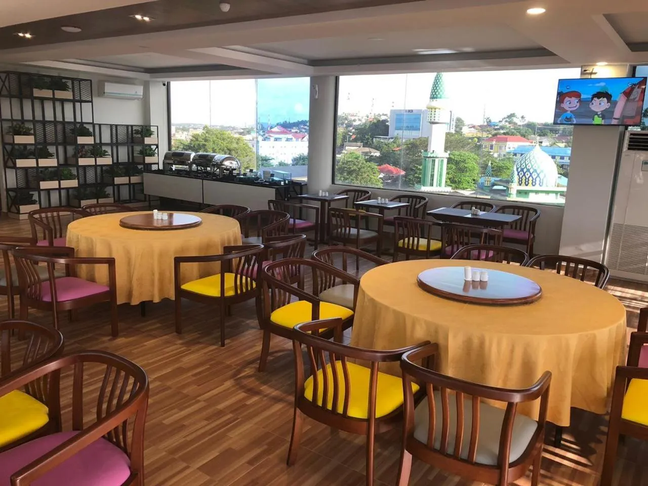 Restaurant/places to eat in Nite & Day Laguna Bintan