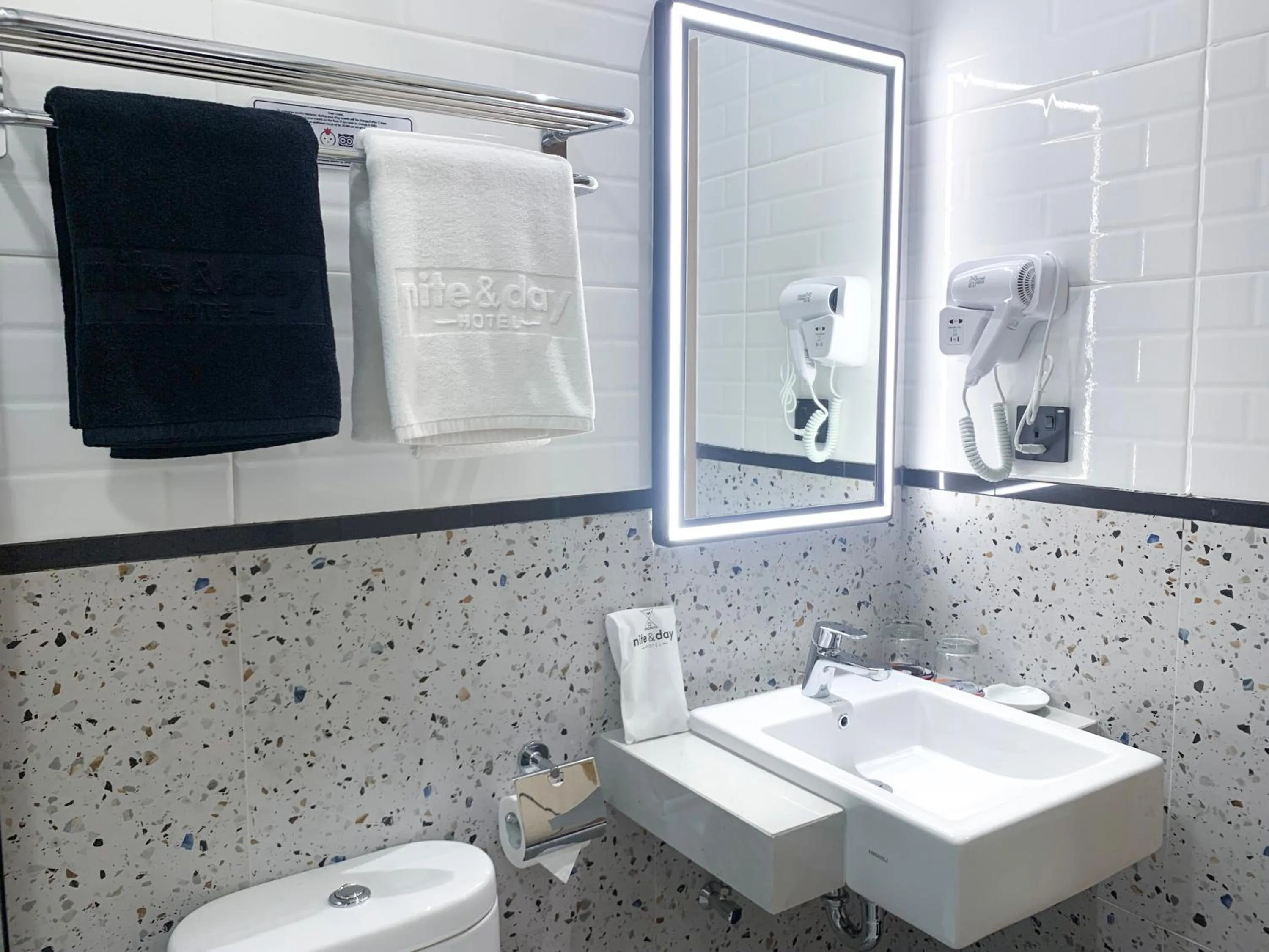 Nite & Day Laguna Bintan