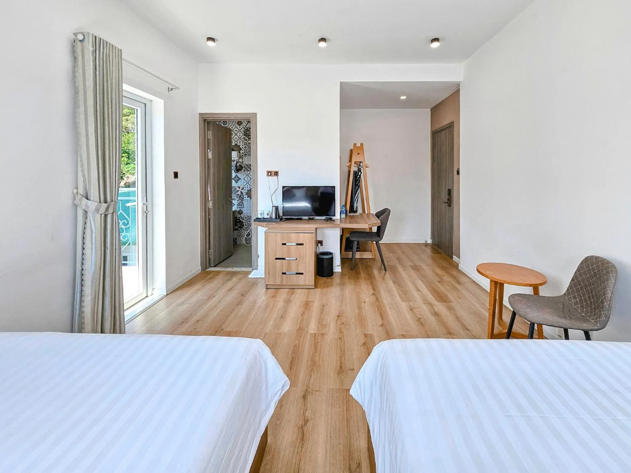 Photo of the whole room, Bed in NATURE LAND 2 - Song Anh Hotel Dalat