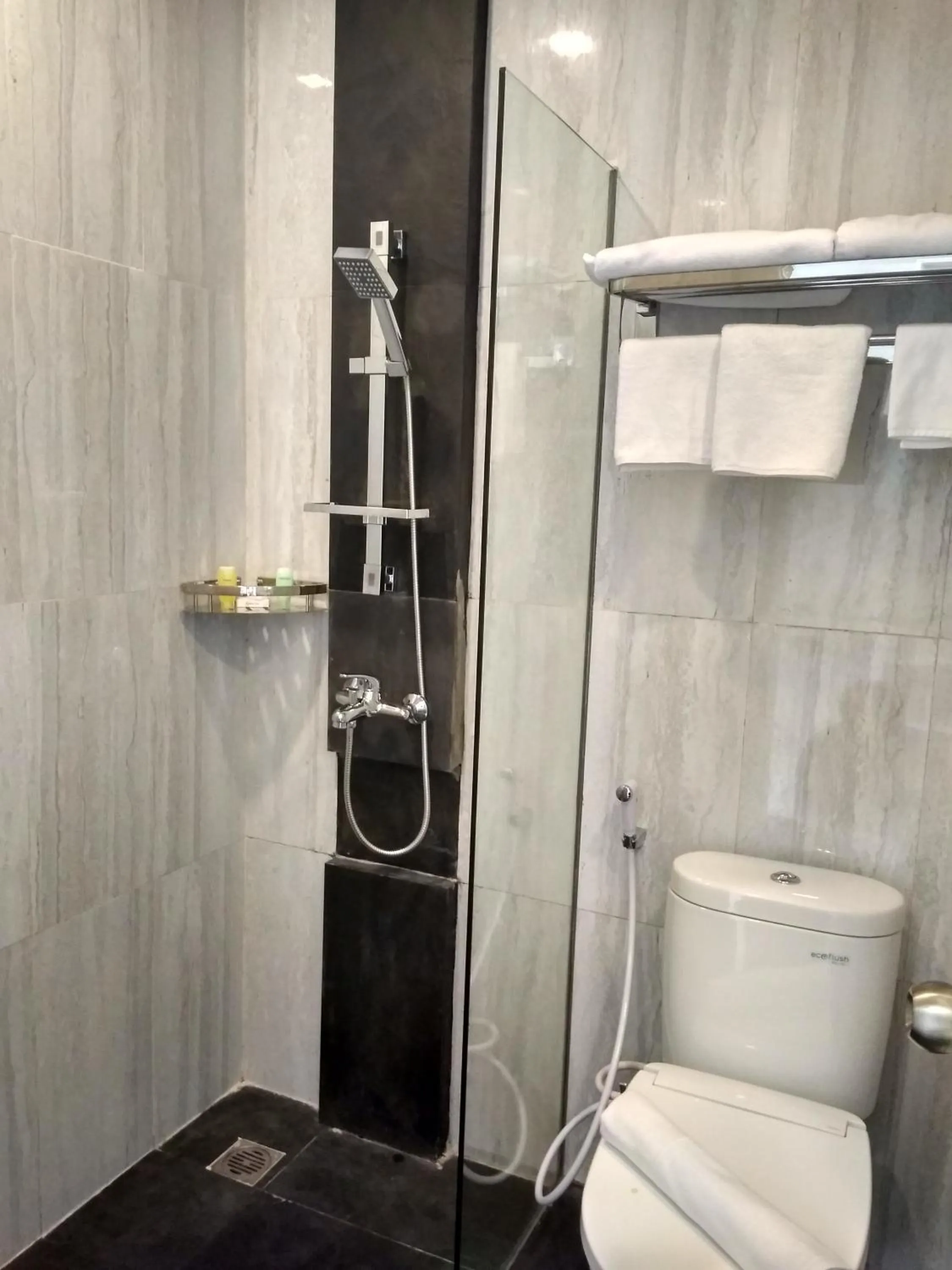 Toilet in Sinom Borobudur Heritage Hotel