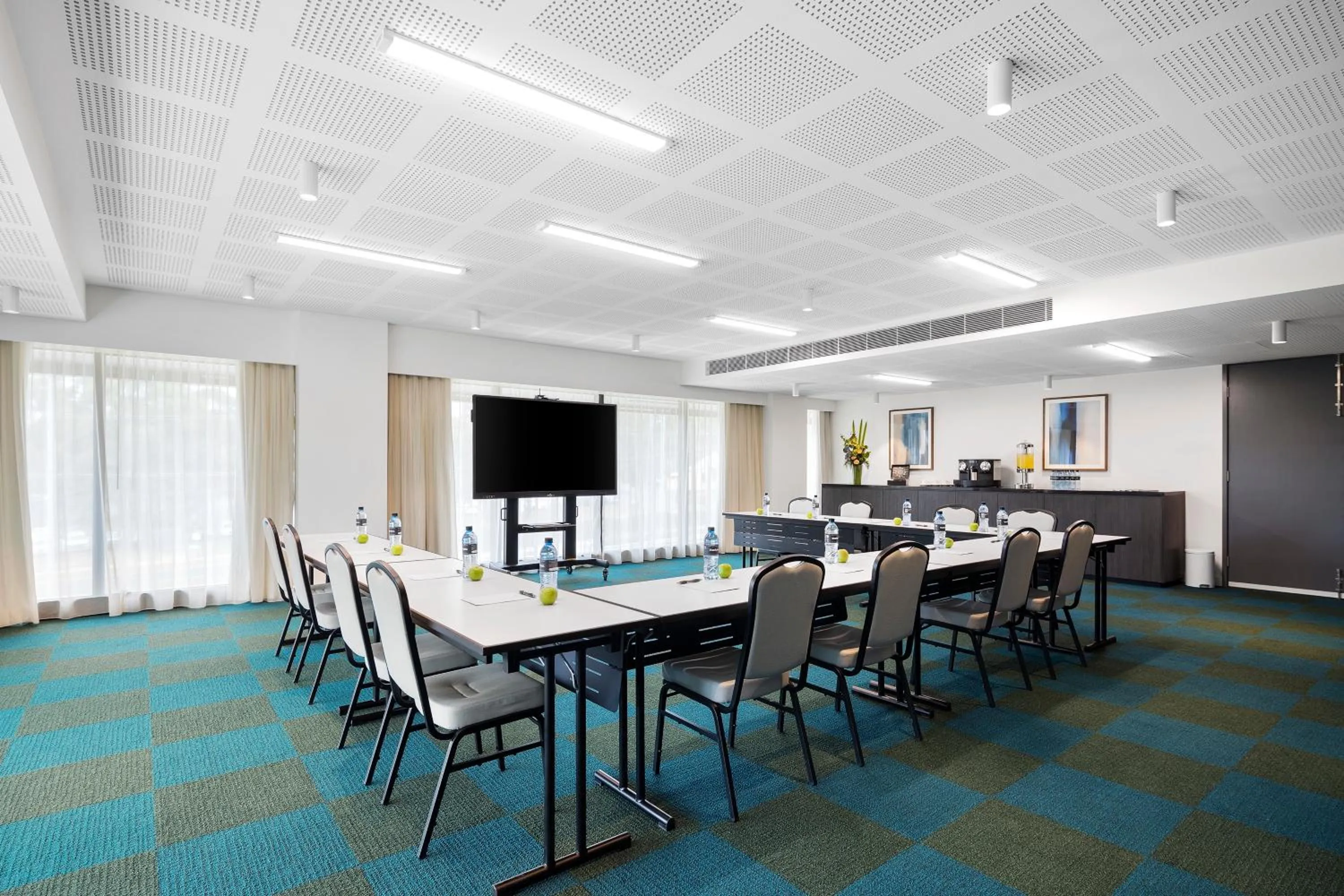 Business facilities in Quest Burwood East