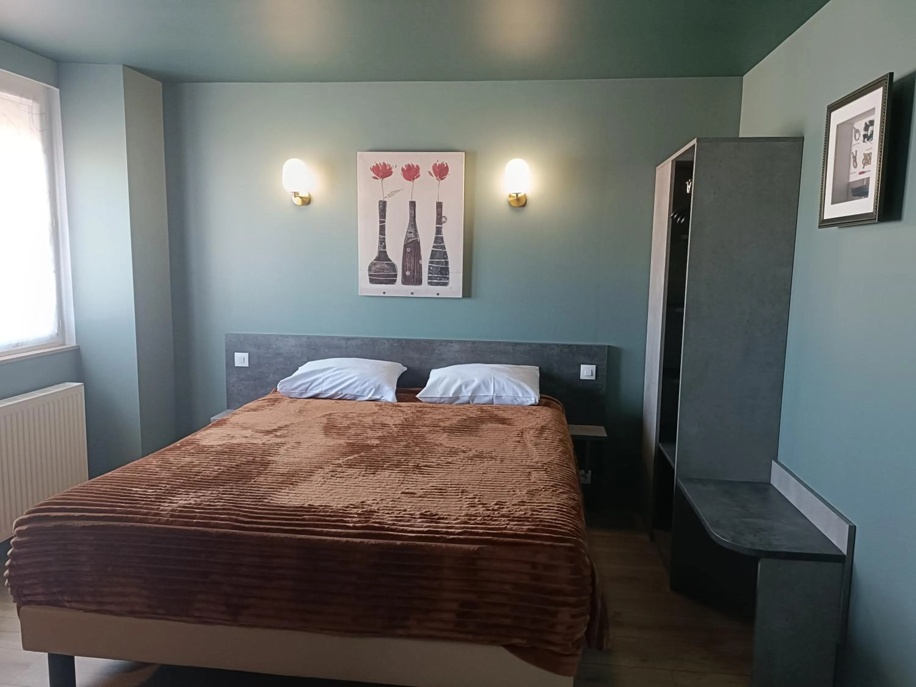 Bed in Hotel Restaurant L'Atlantique