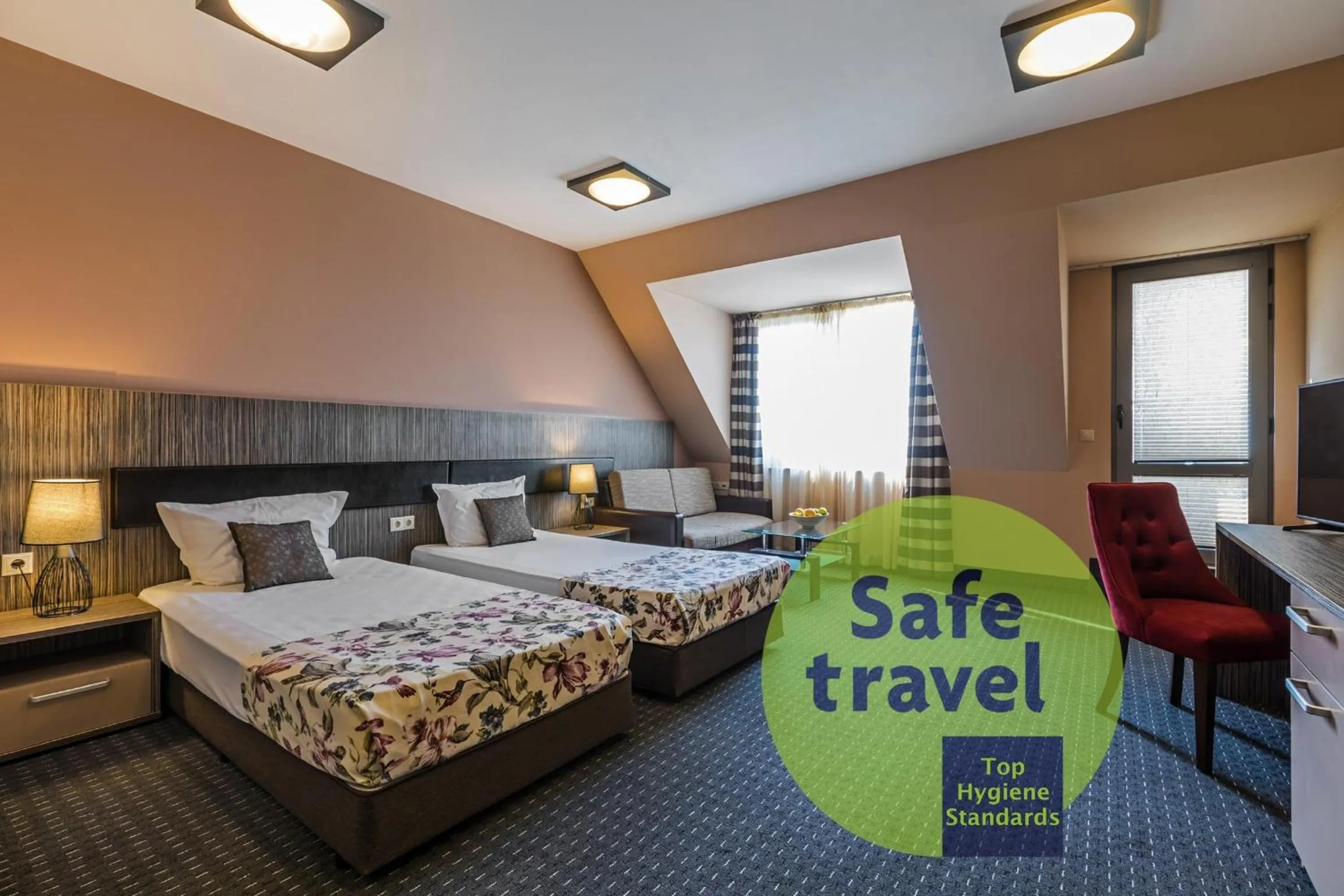 Photo of the whole room, Bed in Plaza Hotel Plovdiv - Free Parking