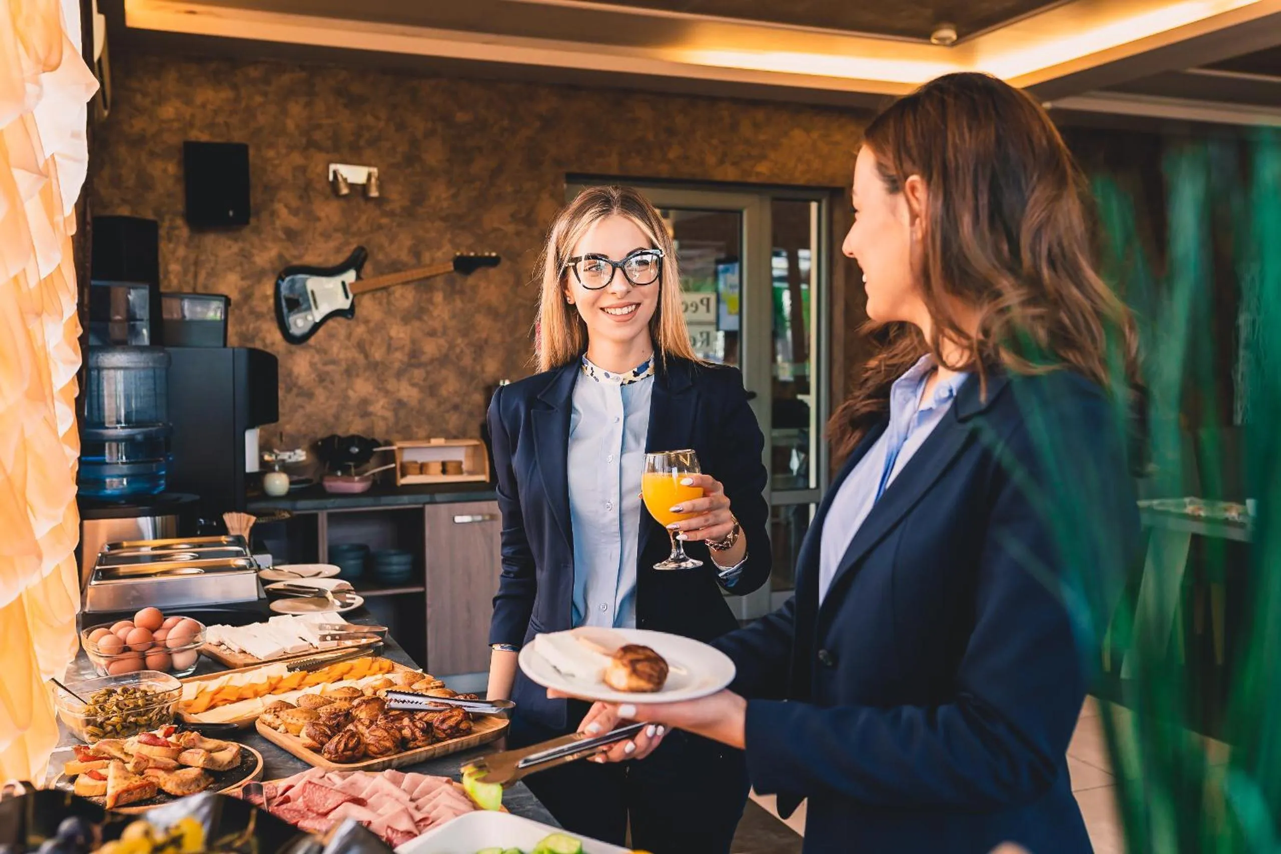 Guests in Plaza Hotel Plovdiv - Free Parking