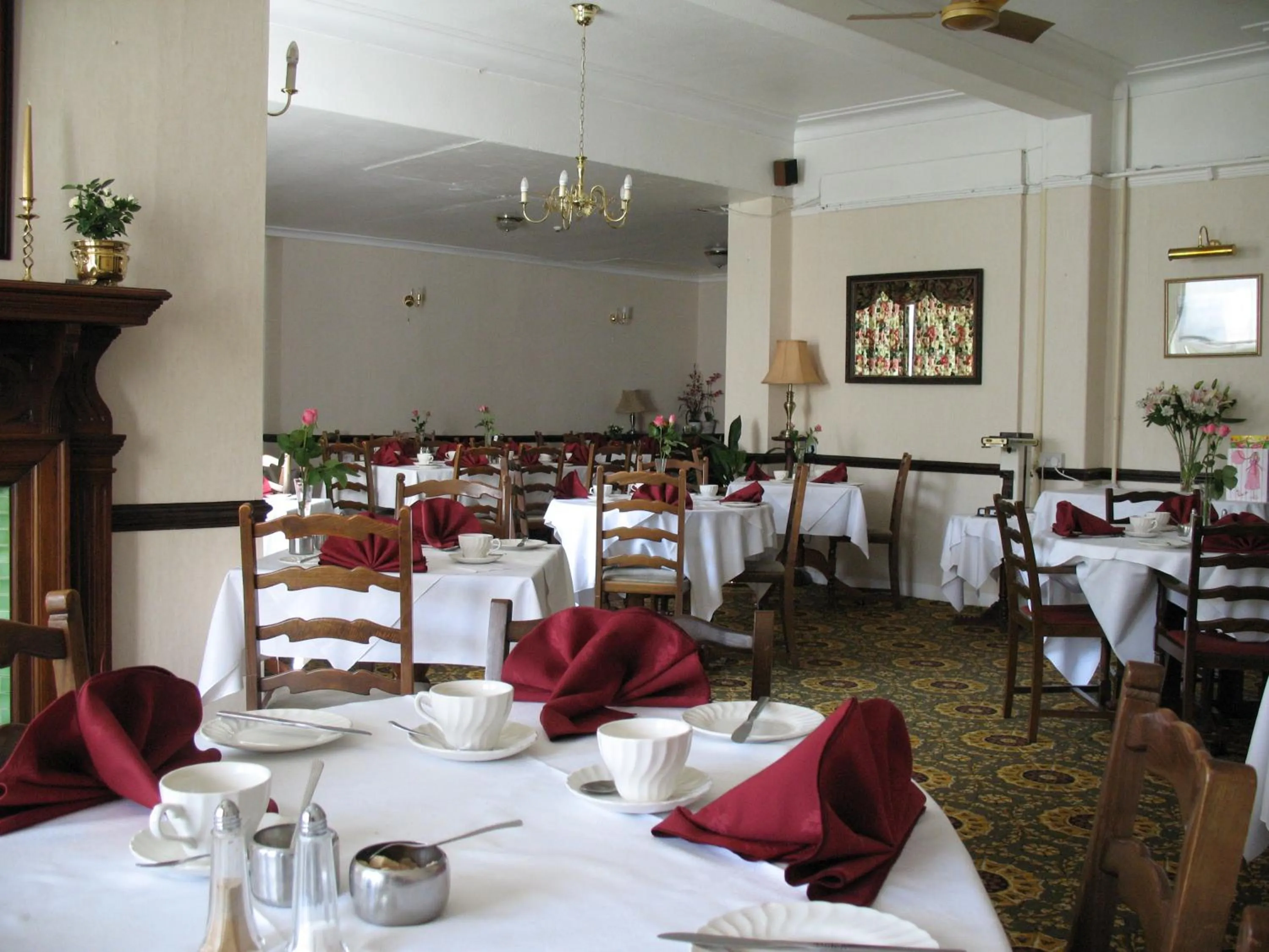 Restaurant/places to eat in Michaelson House Hotel