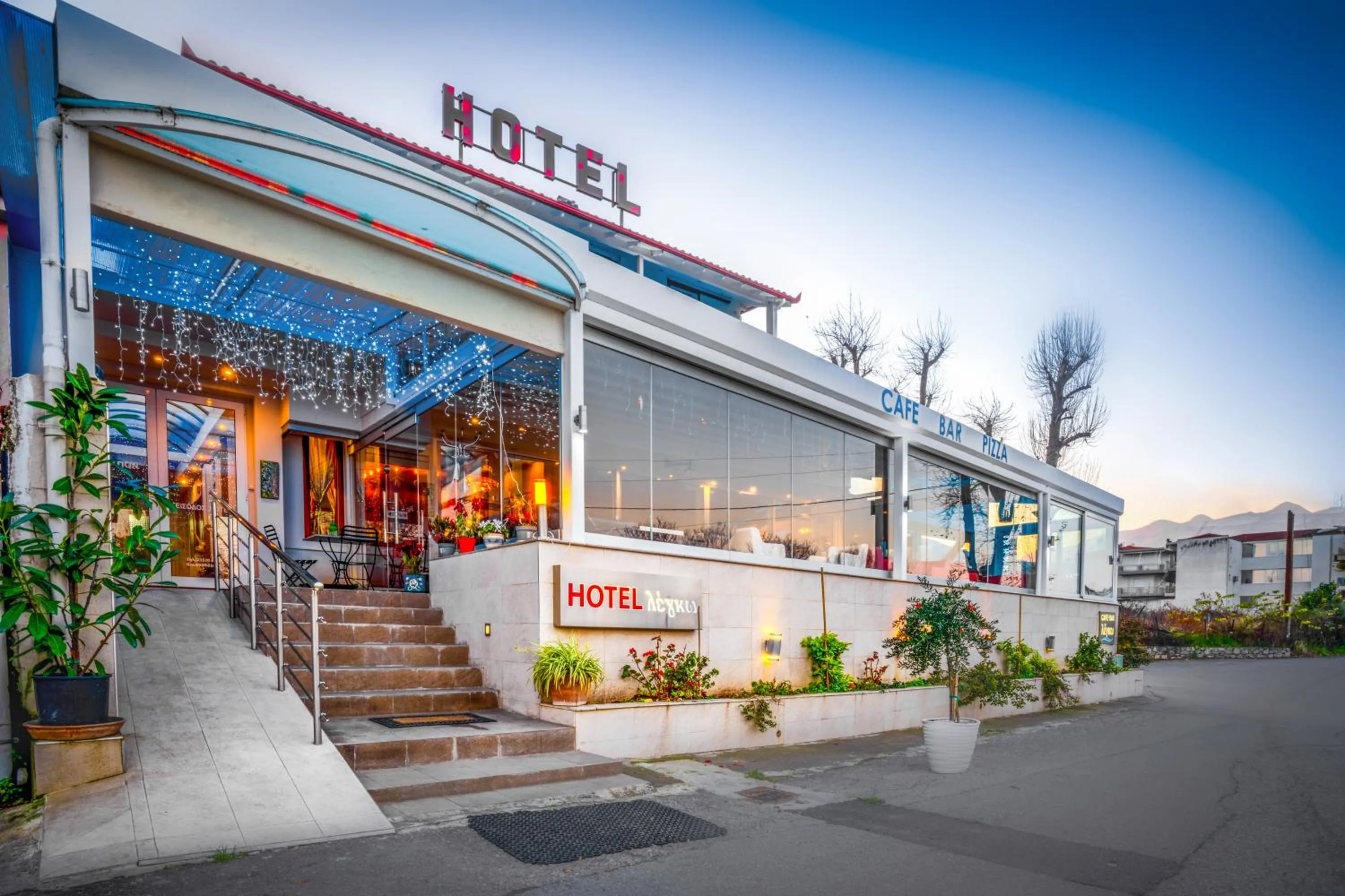 Facade/entrance in Hotel Lego