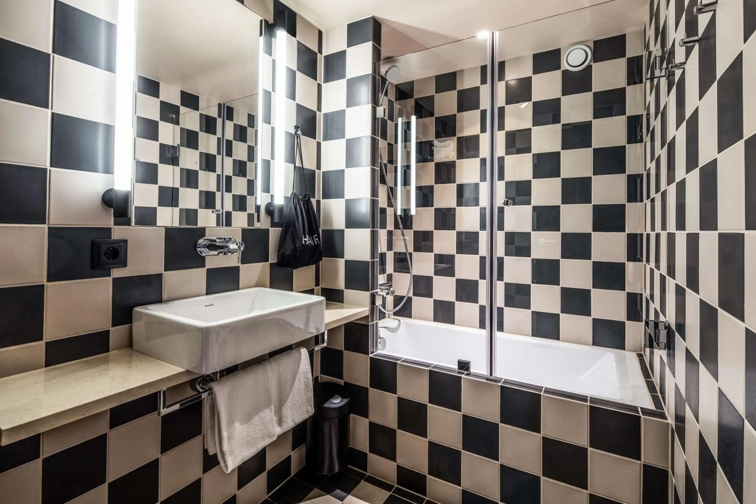 Bathroom in Scandic Falkoner