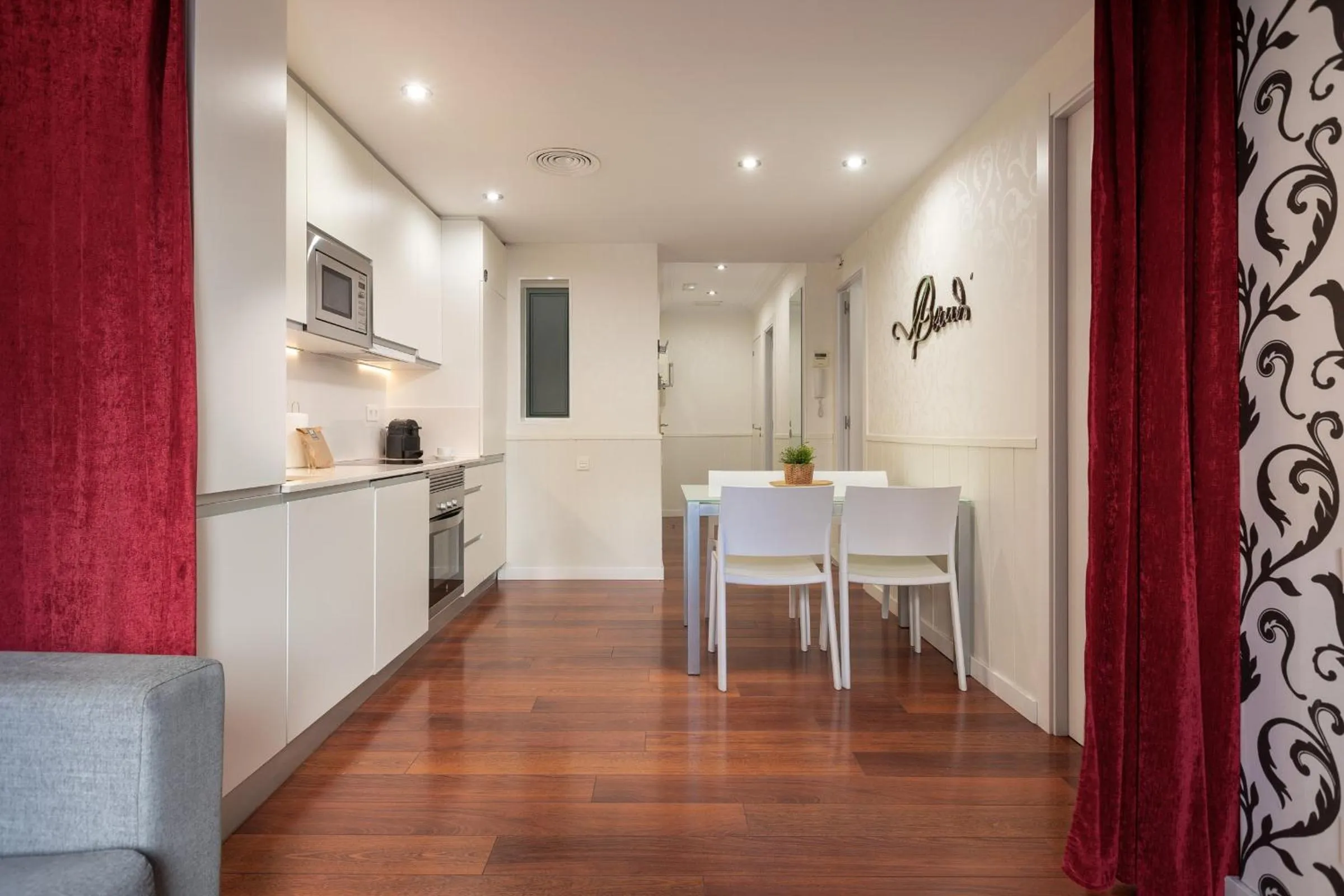Kitchen or kitchenette in Enjoybcn Gaudi Apartments