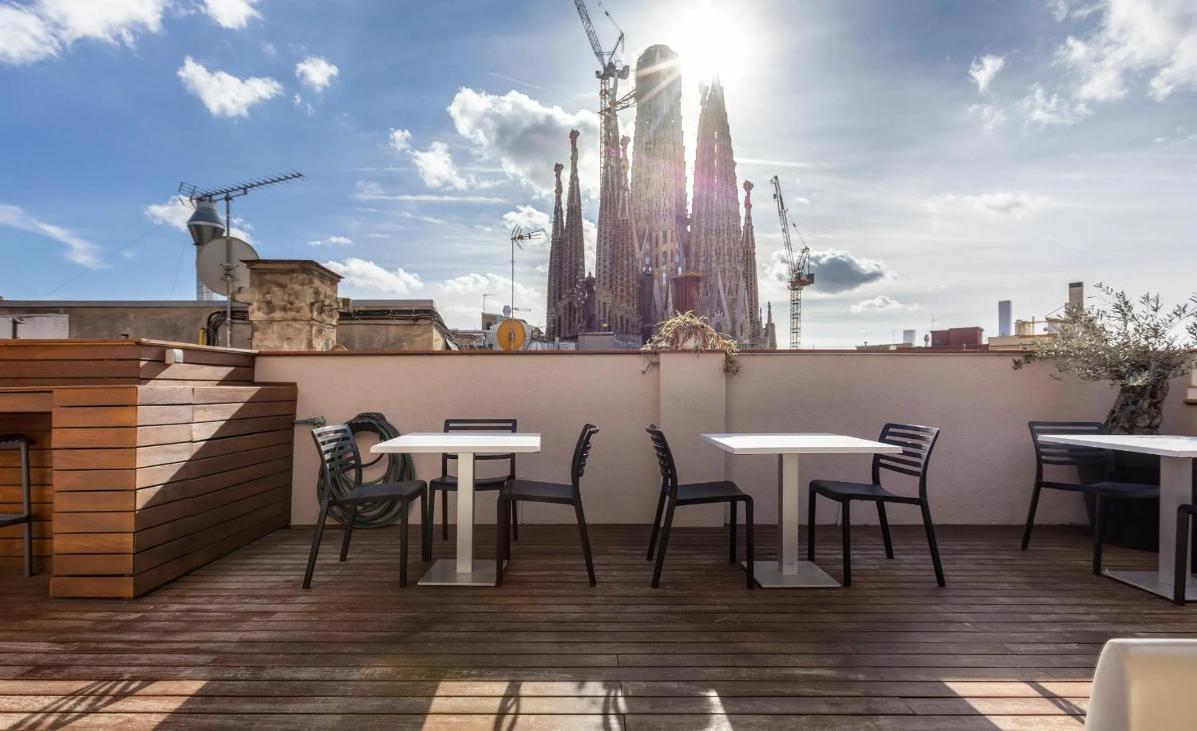 Day in Enjoybcn Gaudi Apartments