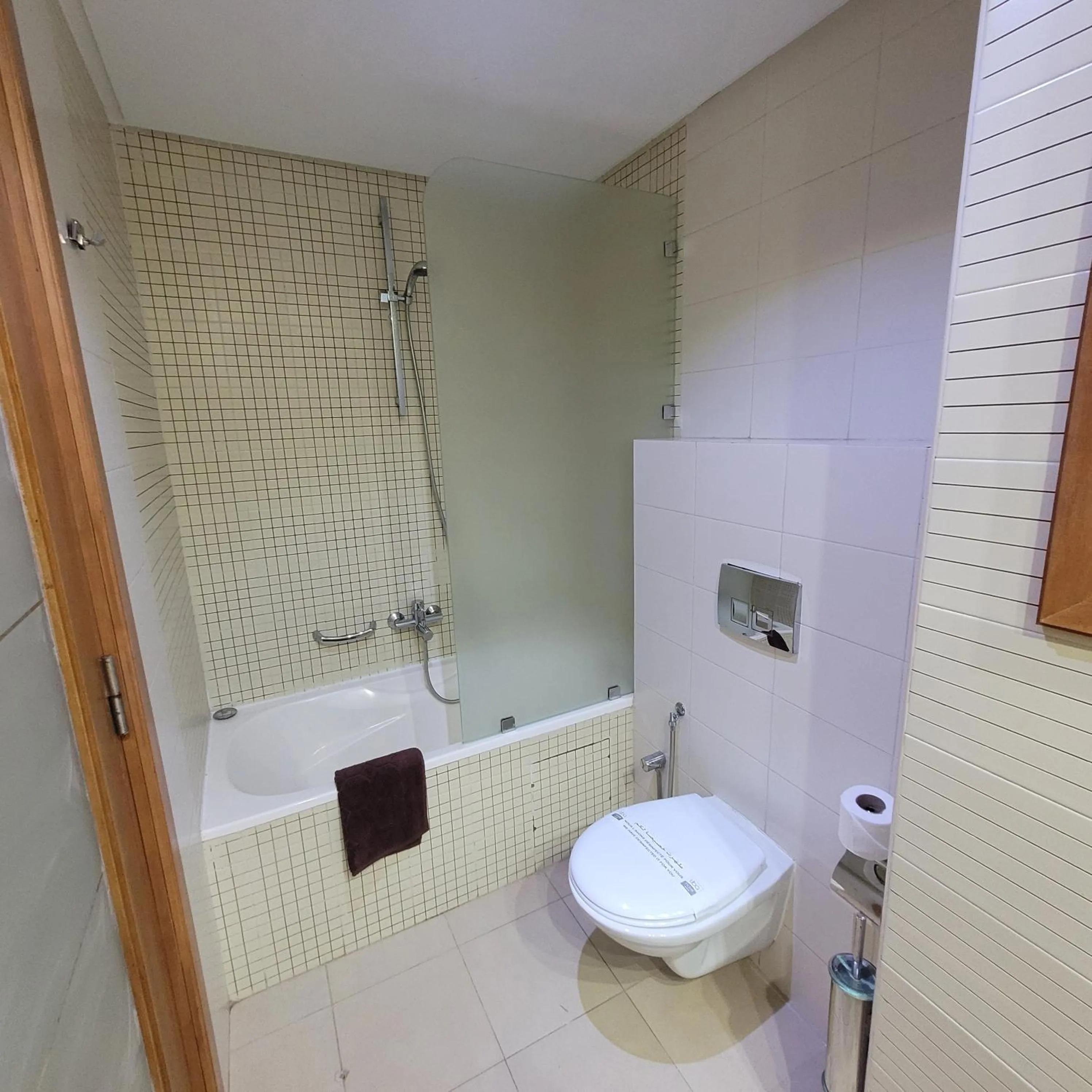 Bathroom in Hotel Tiba