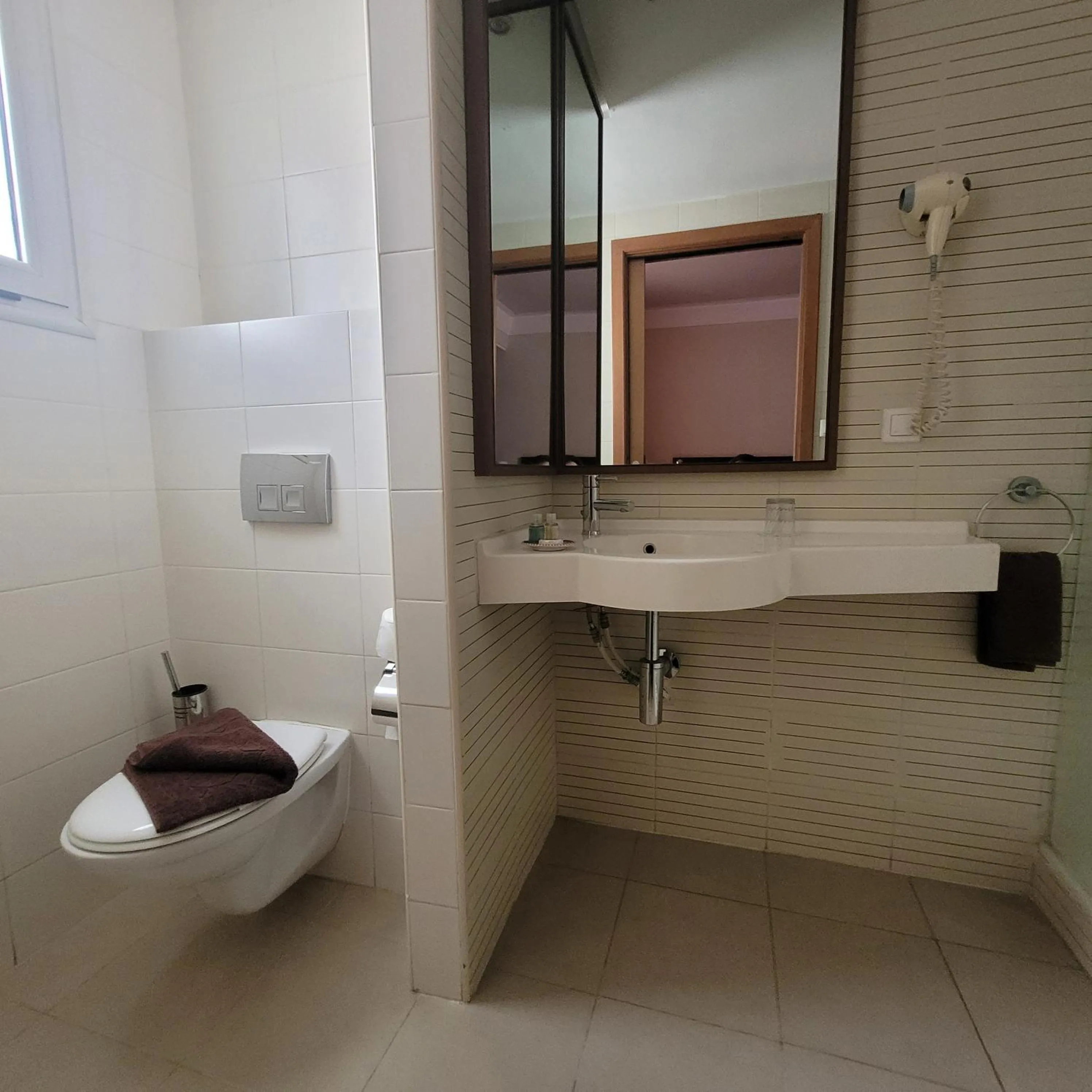 Bathroom in Hotel Tiba