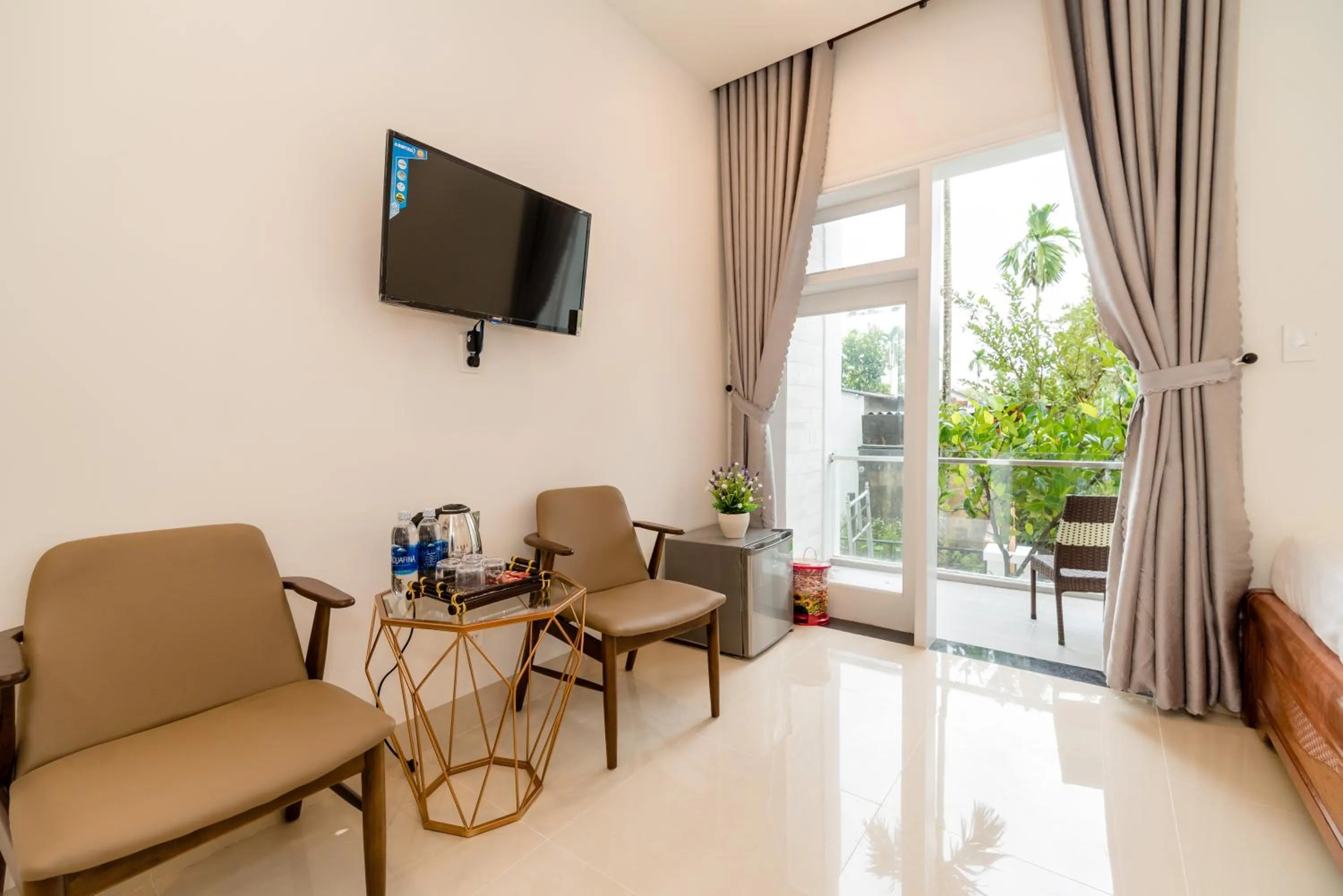 Living room in Chi Thanh Villa