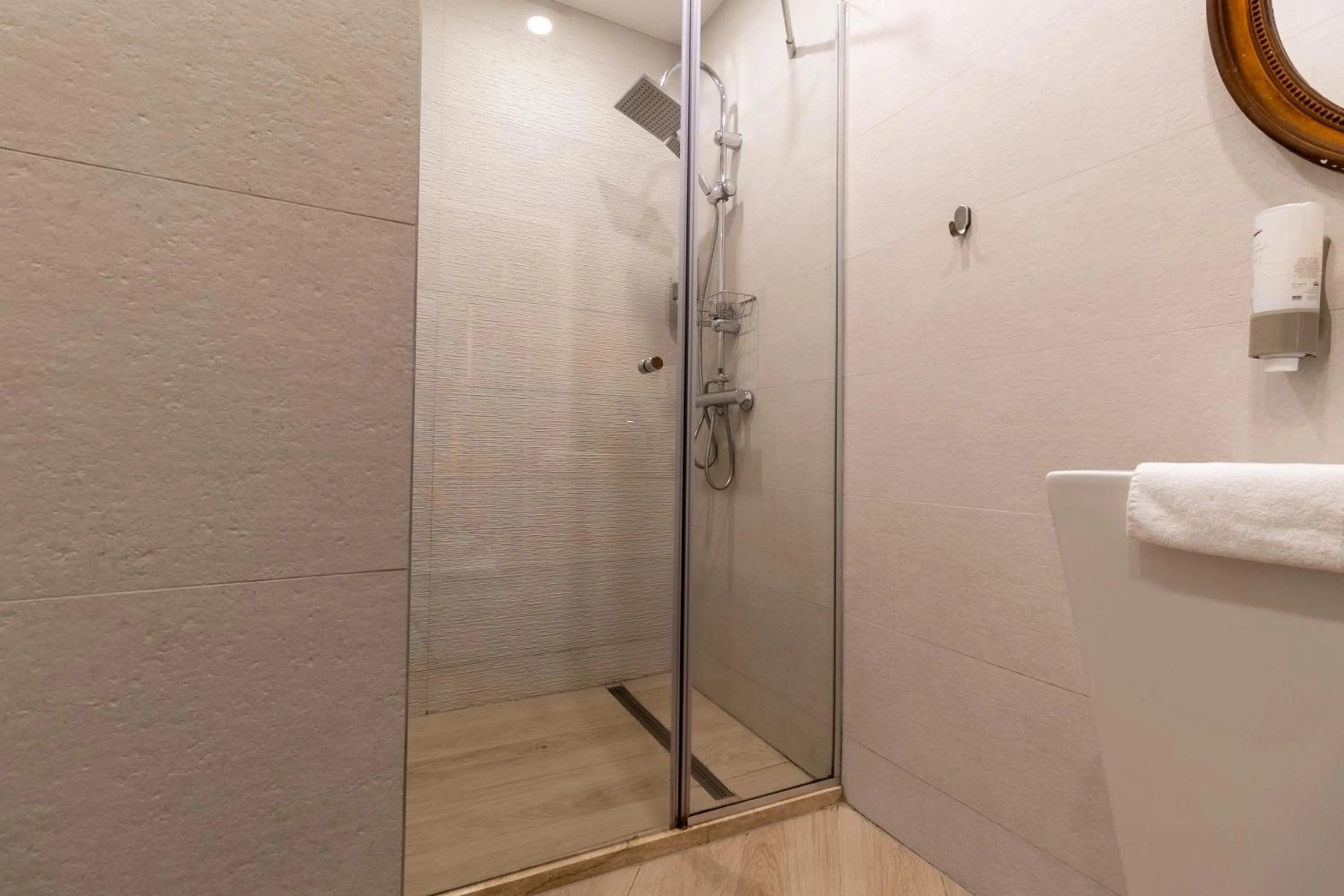 Bathroom in Lumiere House Sibiu