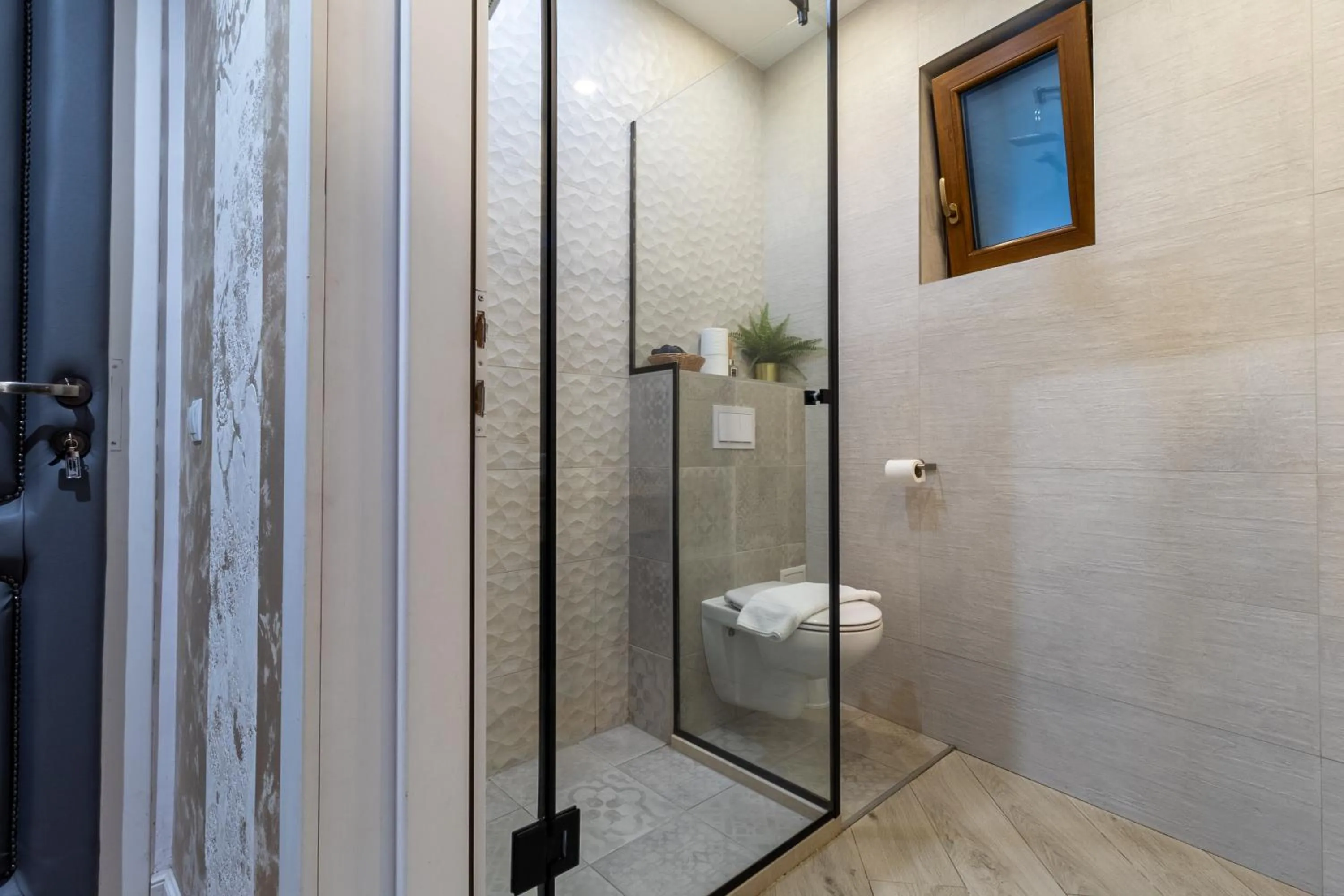 Bathroom in Lumiere House Sibiu