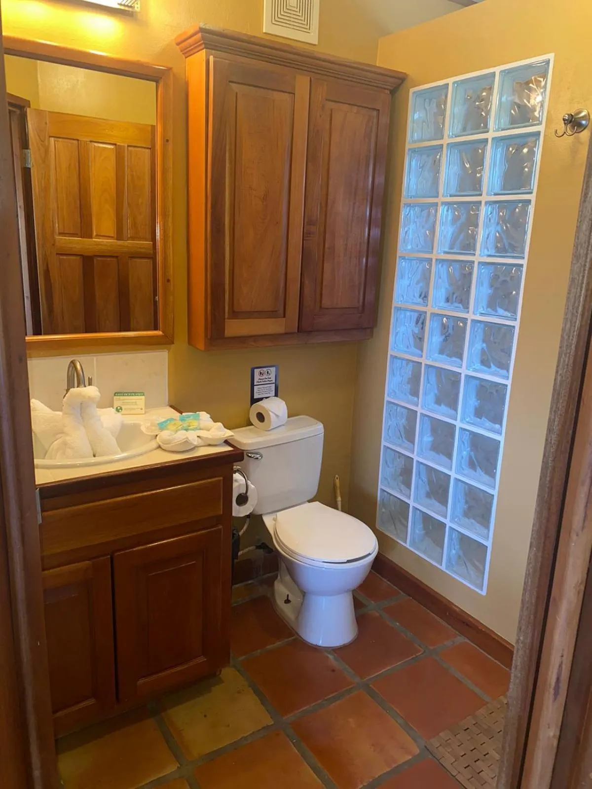 Shower in Sapphire Beach Resort