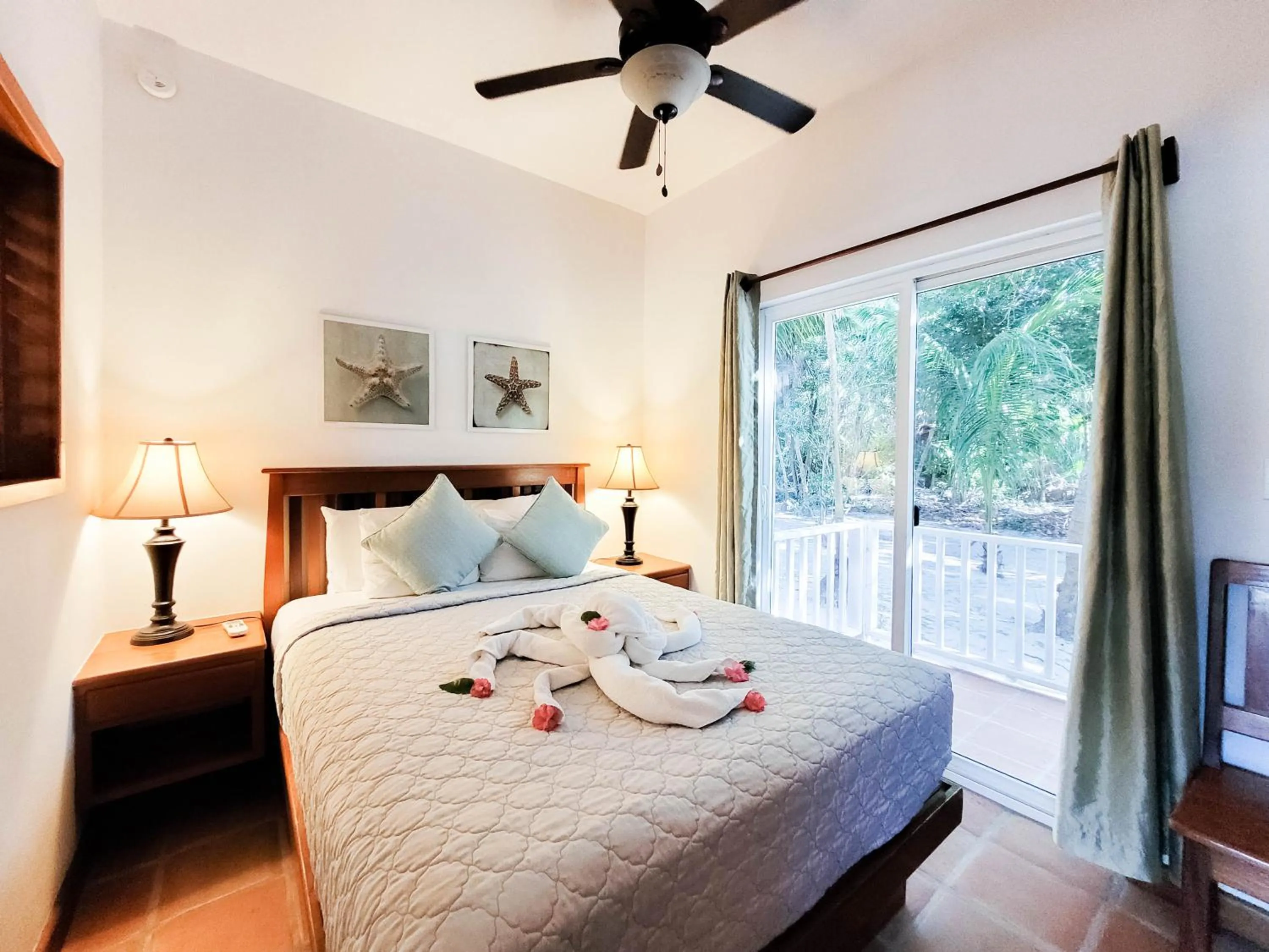 Bed in Sapphire Beach Resort