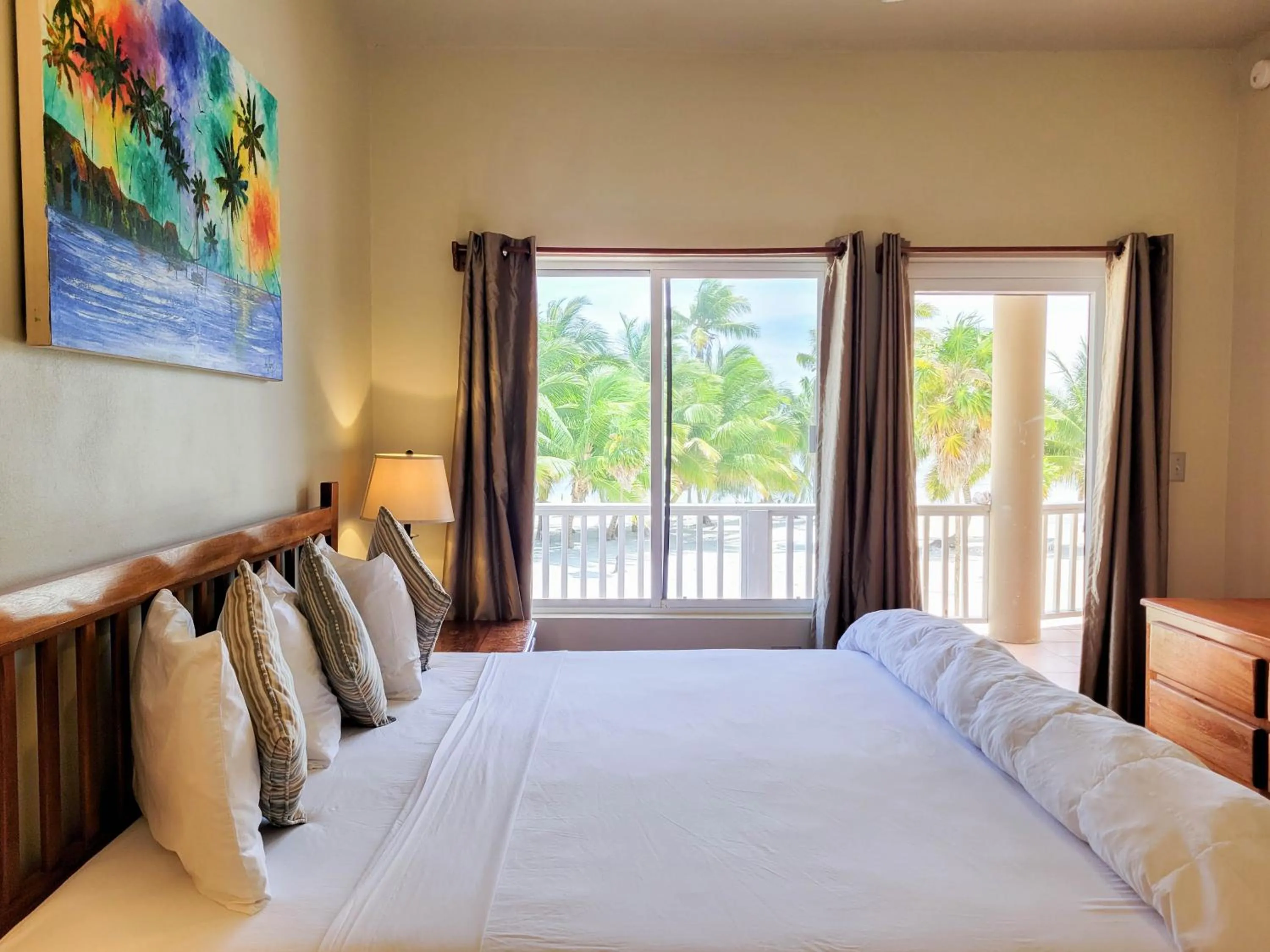 Bed in Sapphire Beach Resort